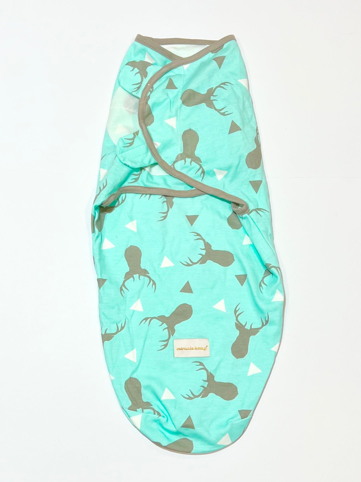 Green deer swaddle - Size 3-6 months