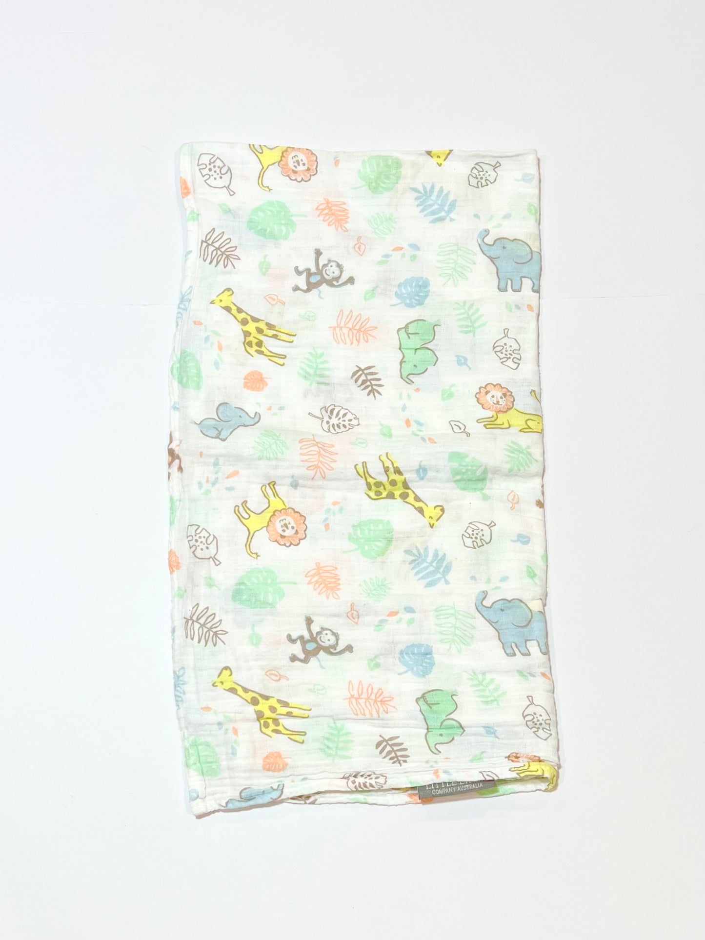 Jungle animals muslin wrap