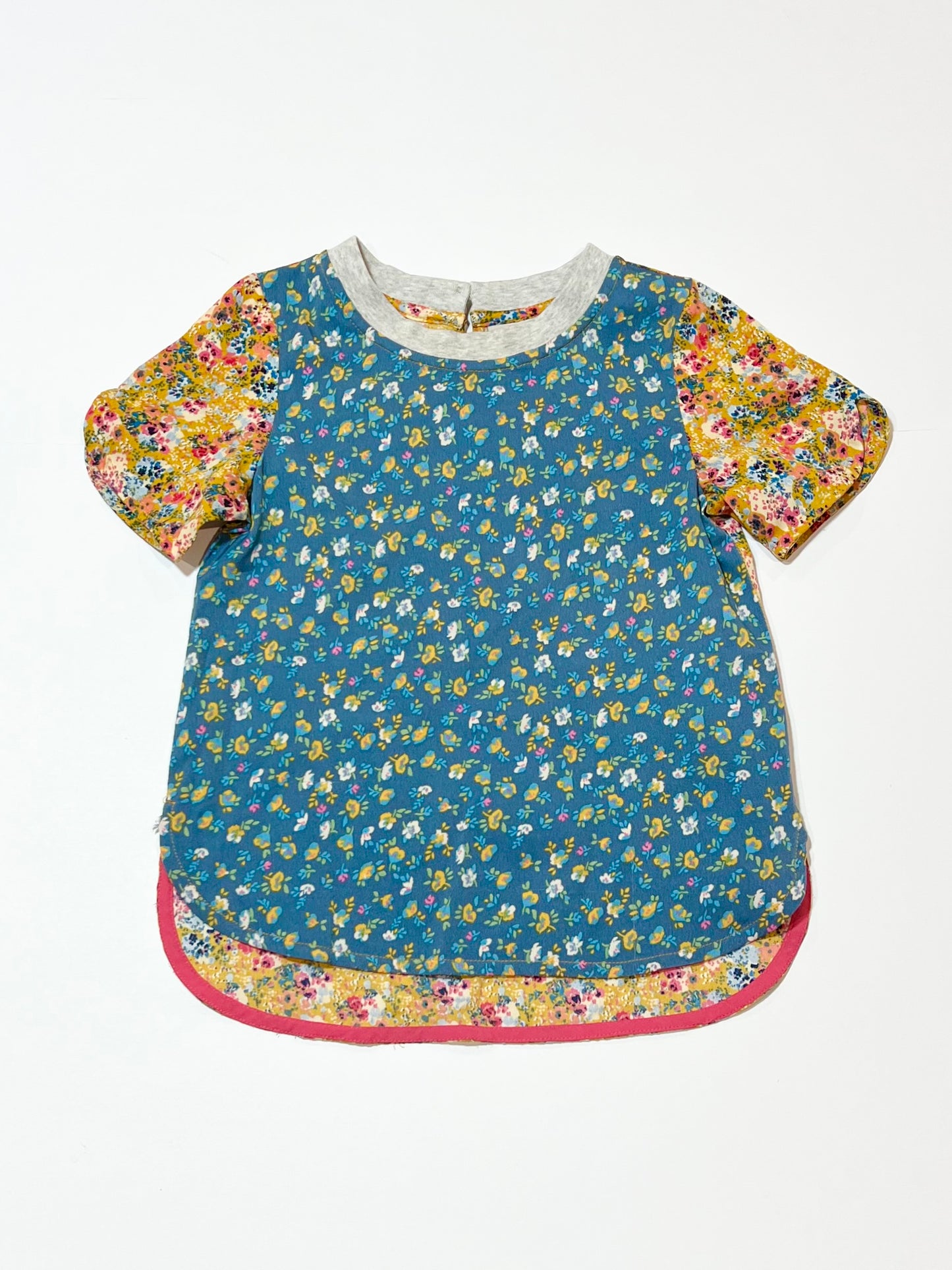 Floral top - Size 3