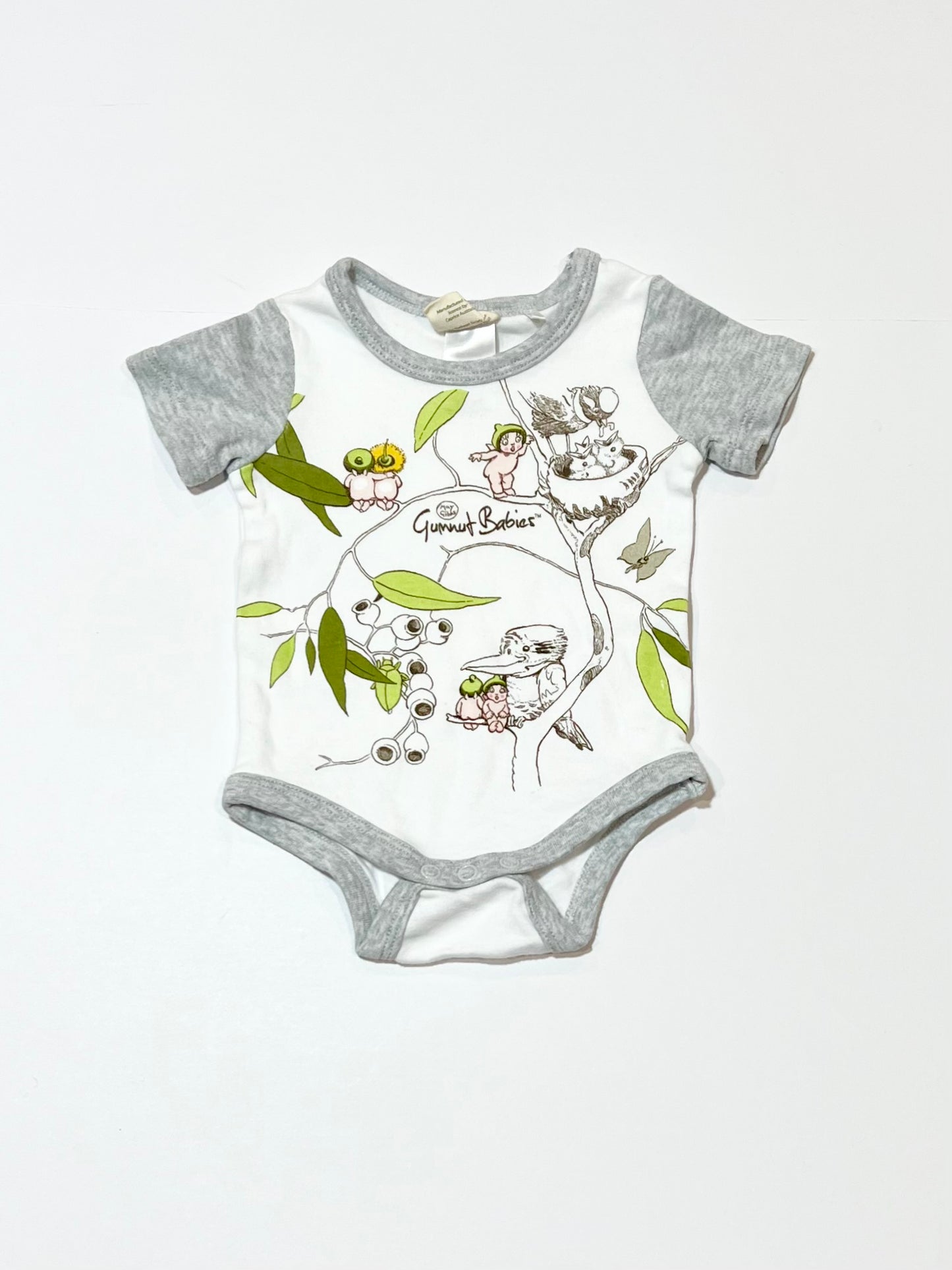 Gumnut Babies bodysuit - Size 000
