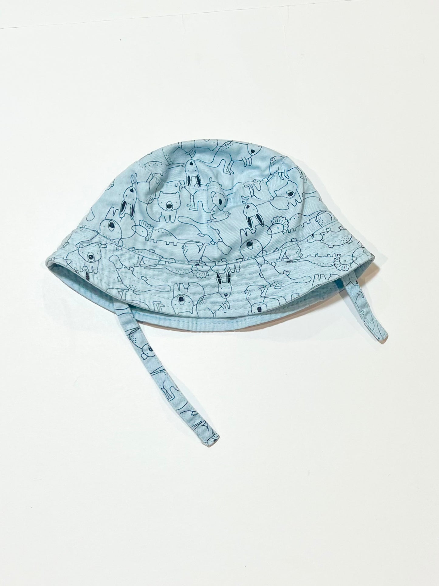 Blue animals hat - Size 6-12 months