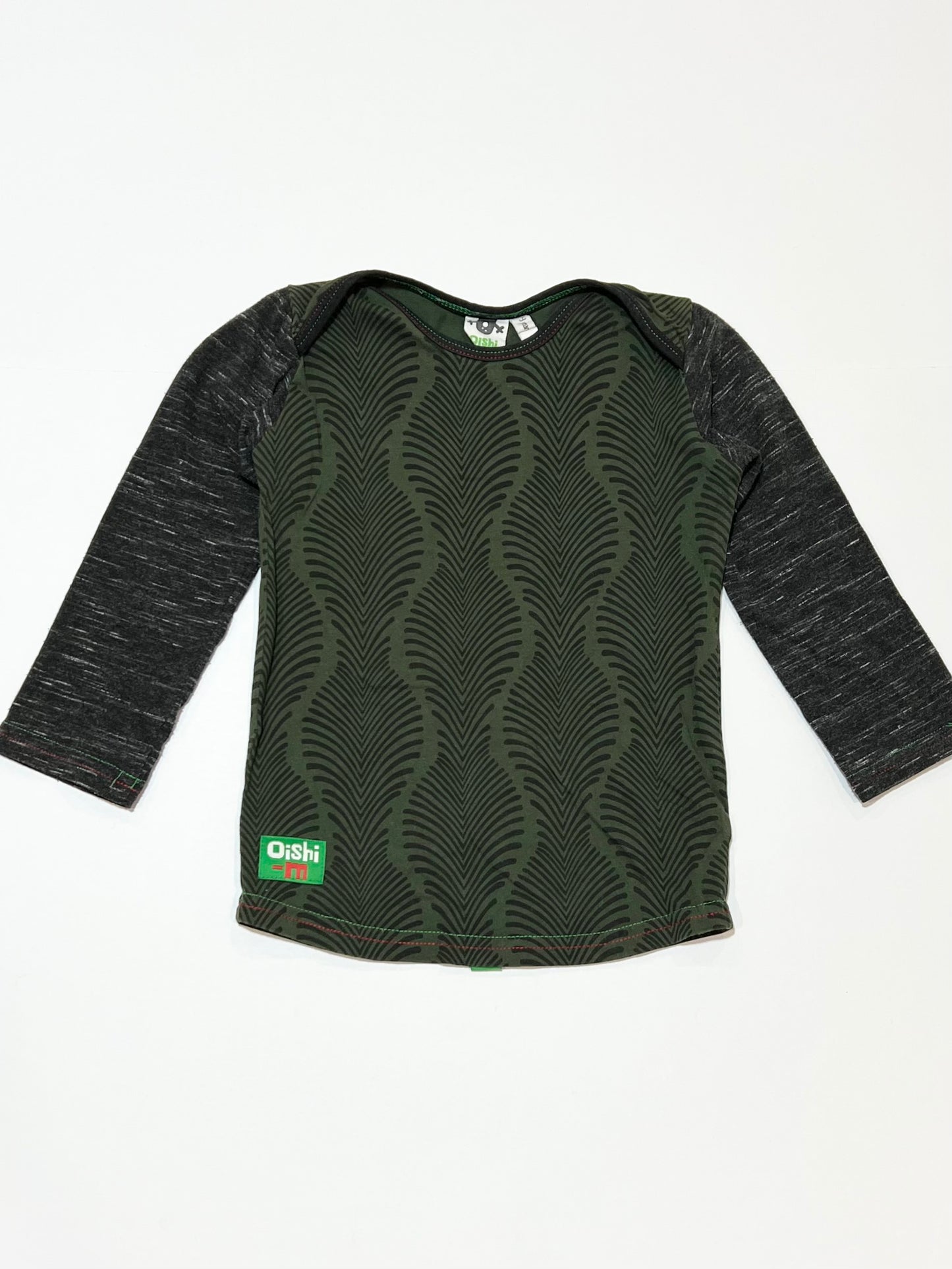 Green patterned top - Size 2-3