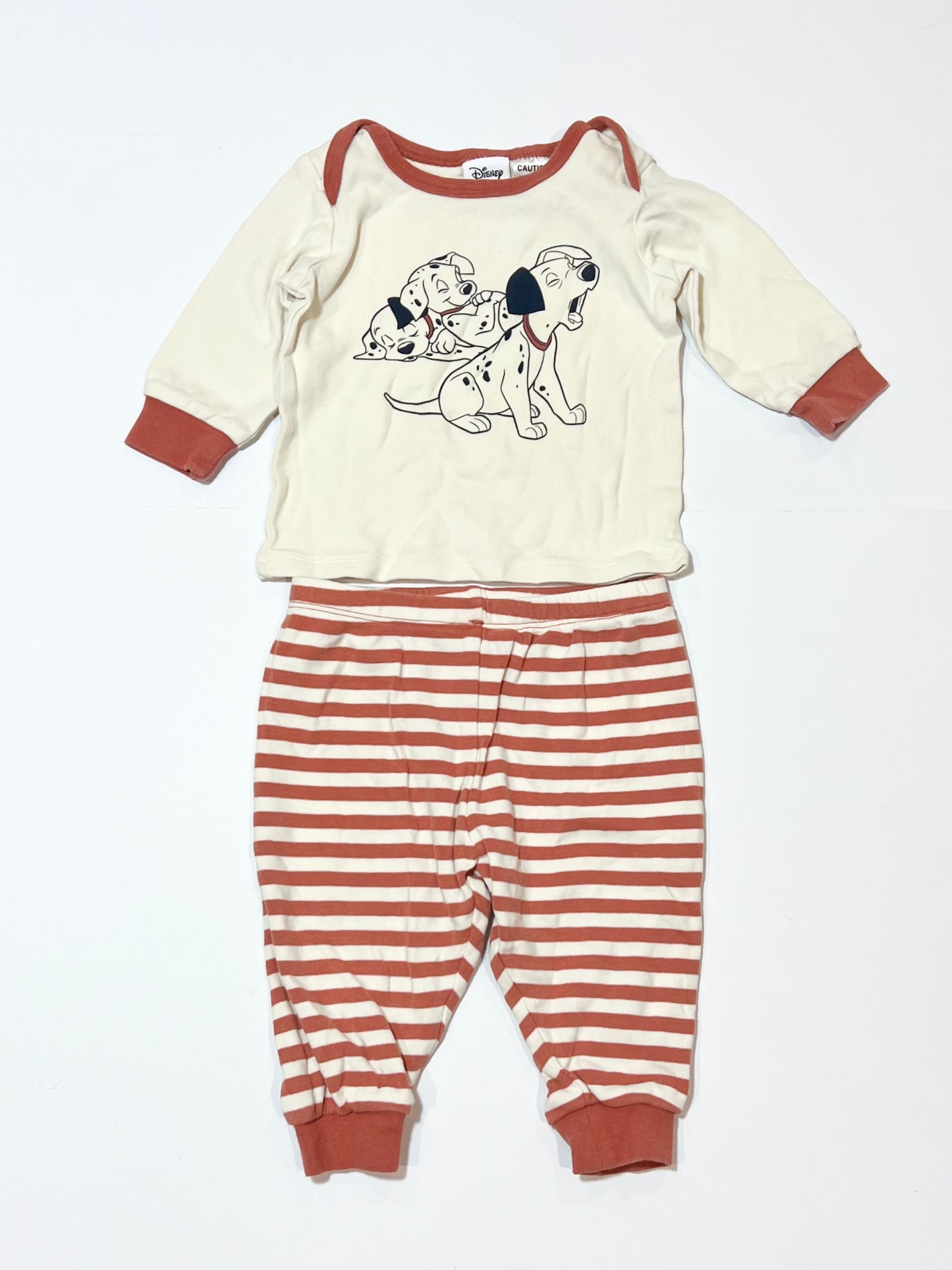 101 Dalmations pyjamas - Size 0