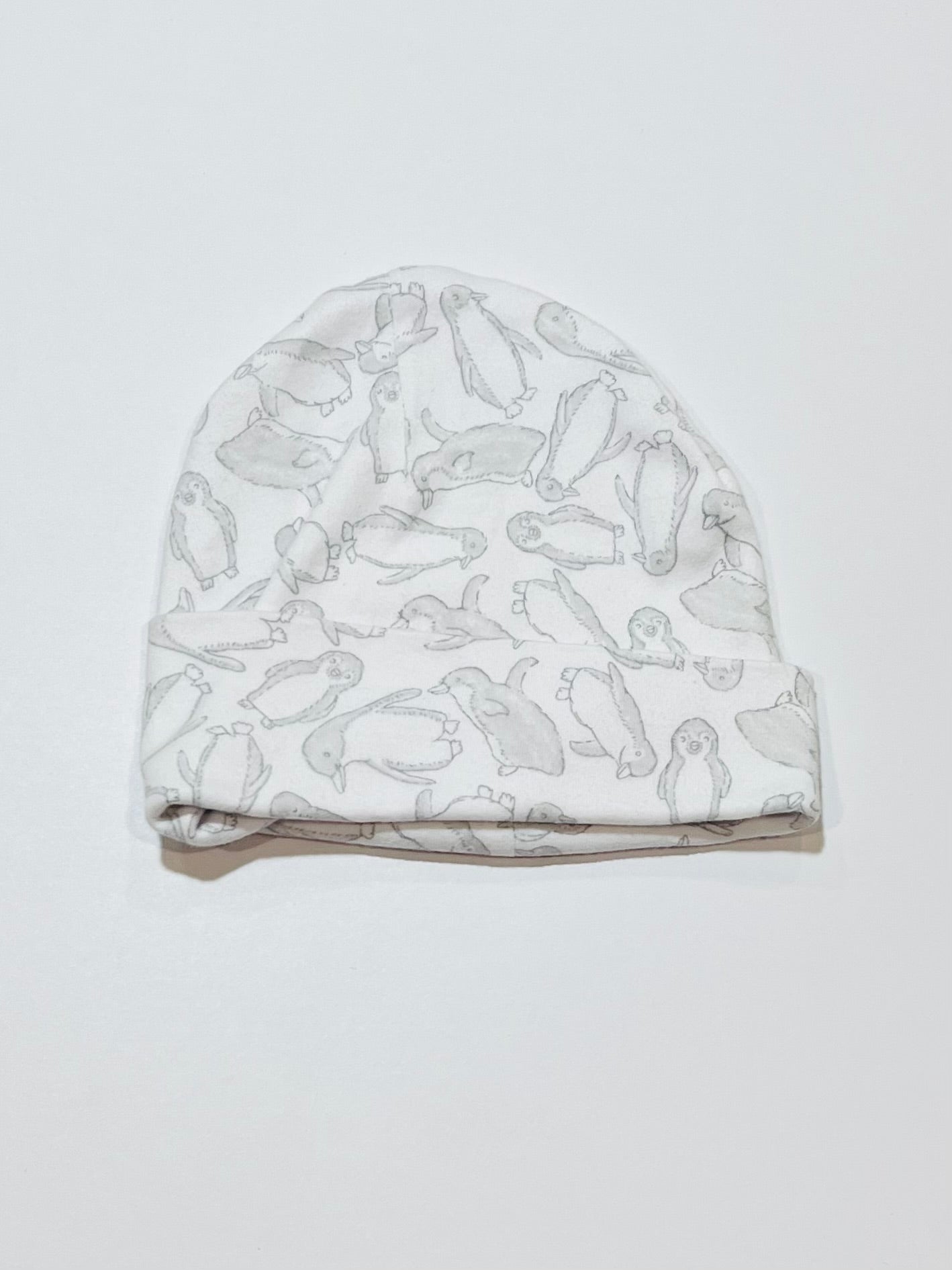 Grey penguin beanie - Size 0-6 months