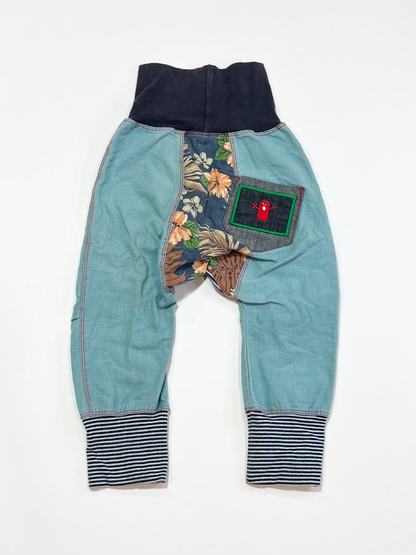 Blue patch pants - Size 2-3