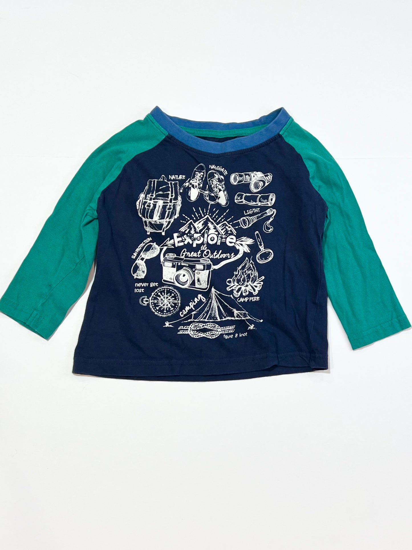 Great outdoors top - Size 2
