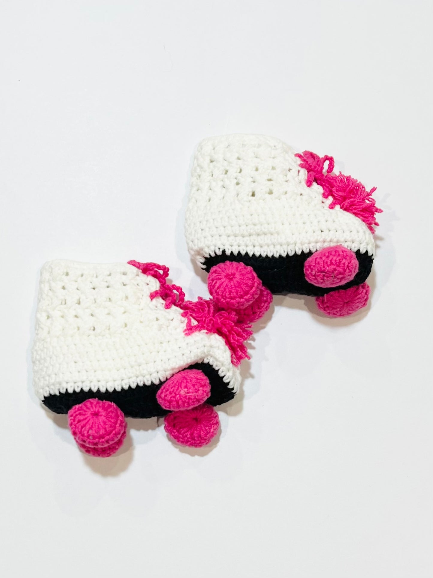 Knitted roller skate booties - Size 6-12 months
