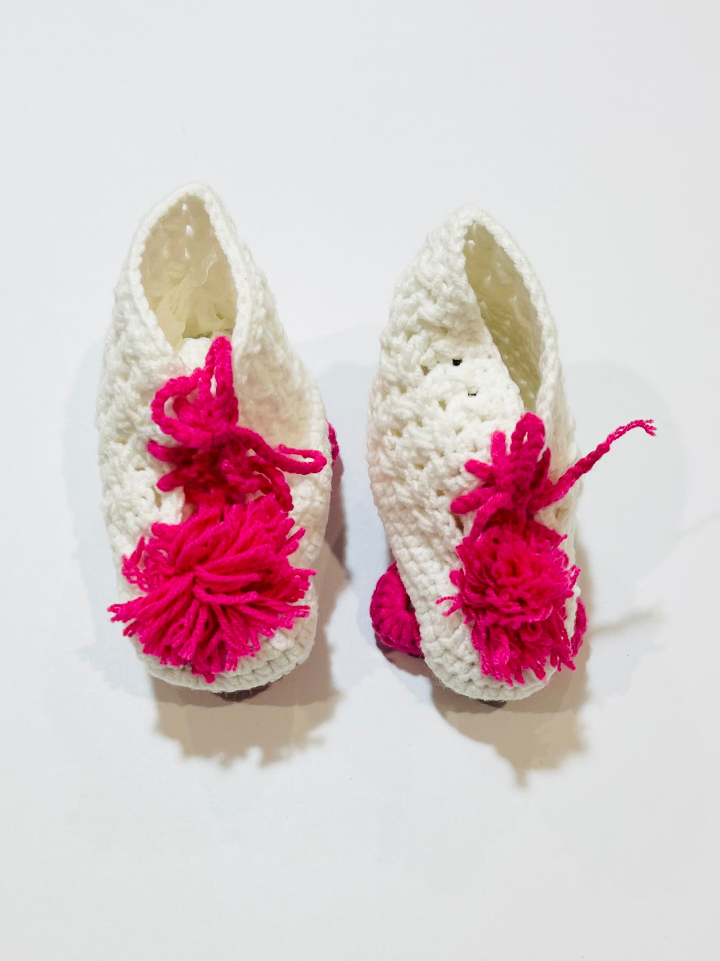 Knitted roller skate booties - Size 6-12 months