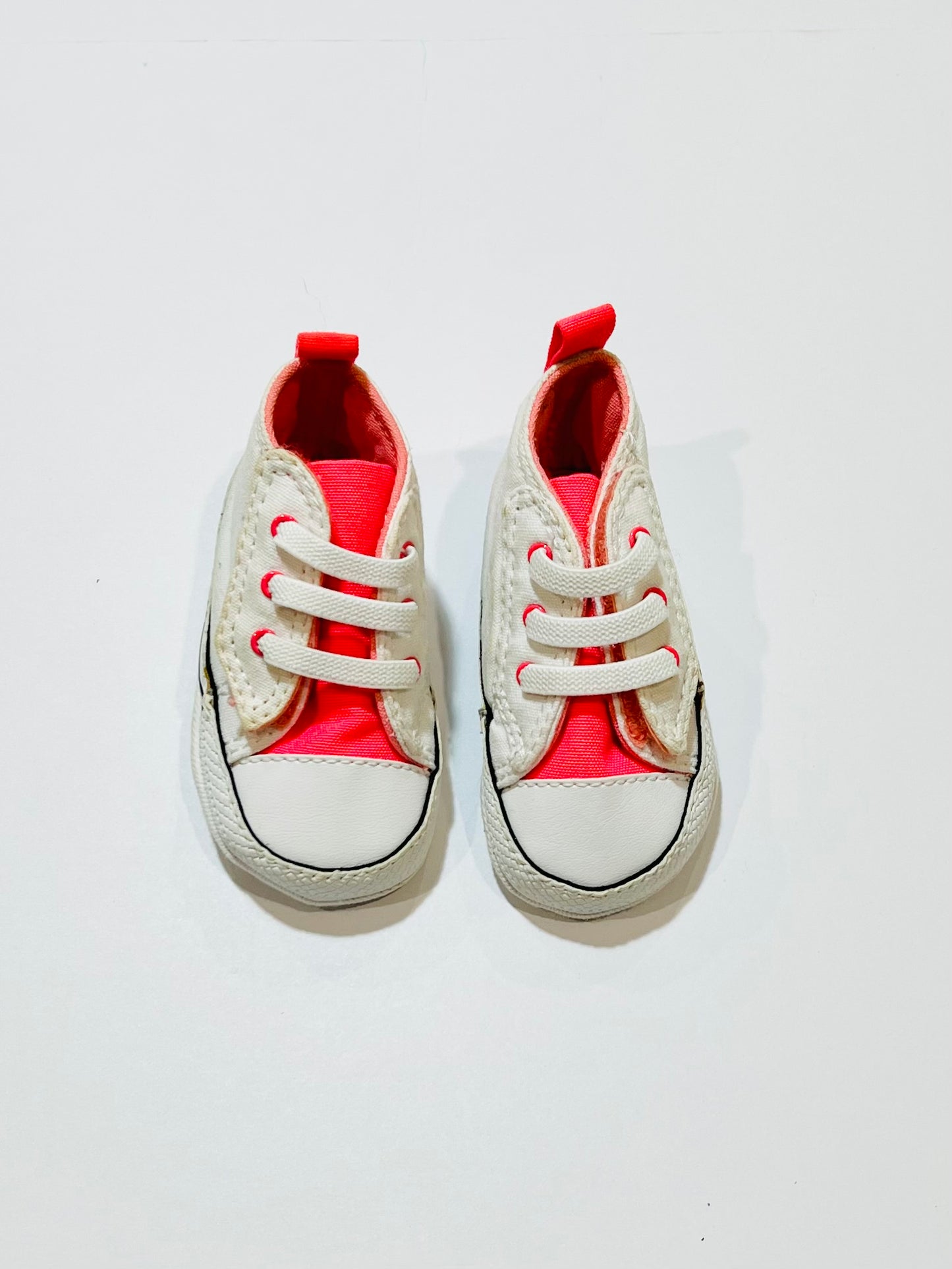 Chuck Taylor pram shoes - Size US2