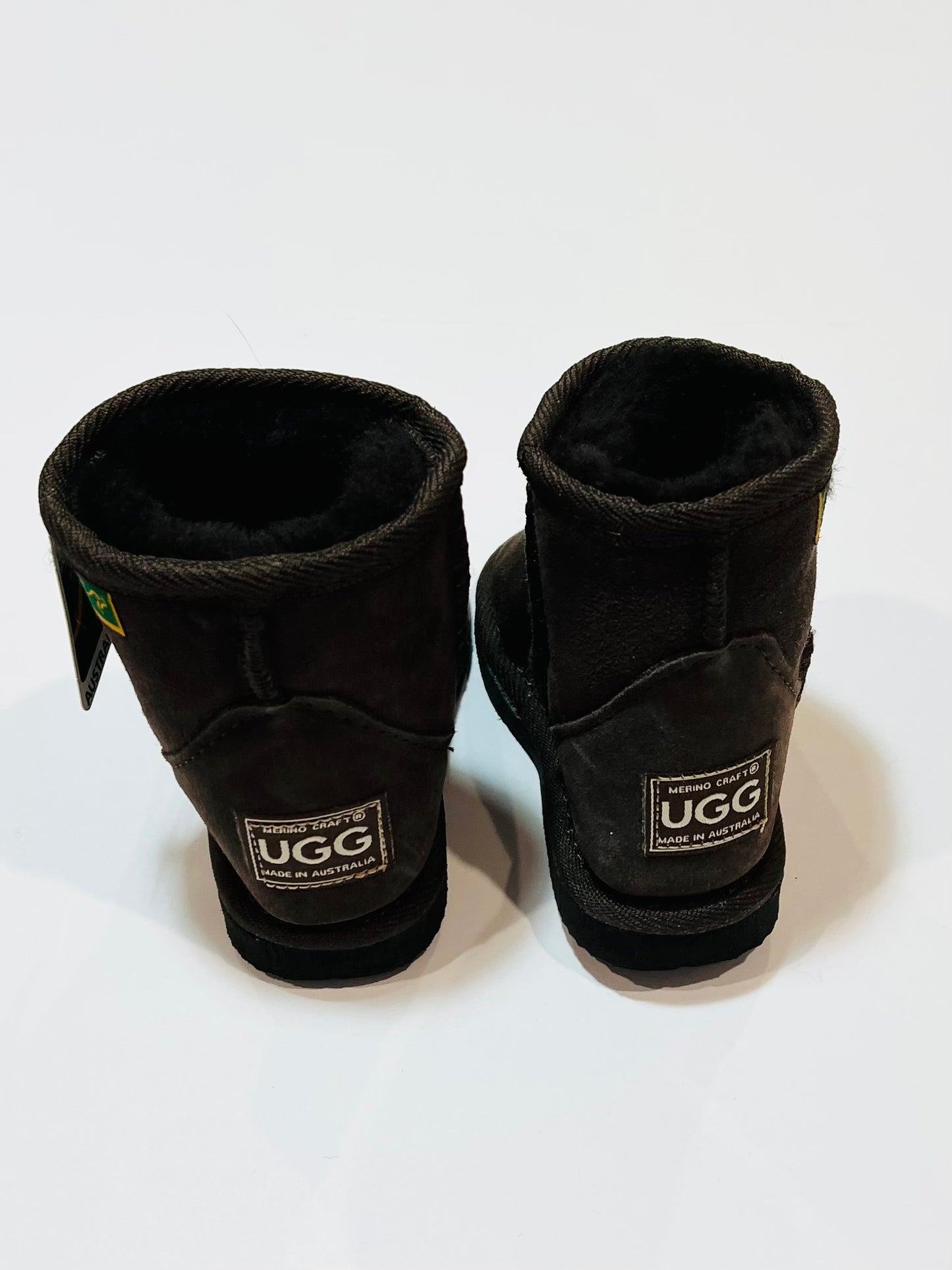 Sheepskin Ugg boots brand new - Size 5
