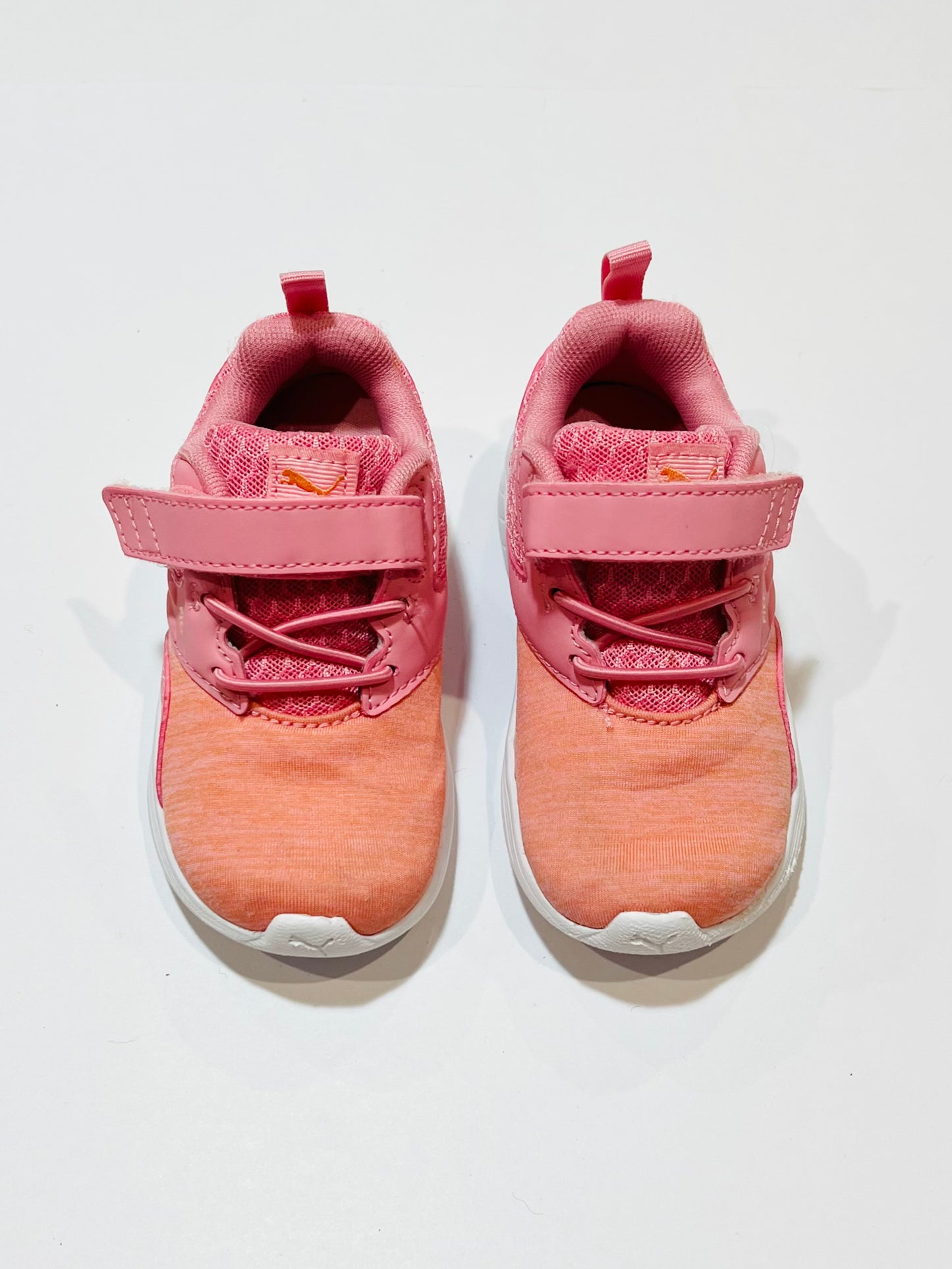 Pink sneakers - Size EU24