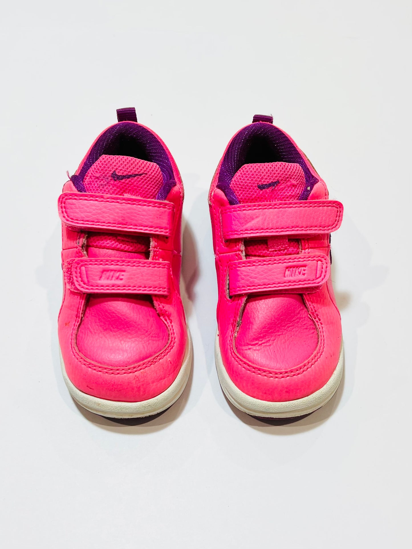 Pink sneakers - Size US7