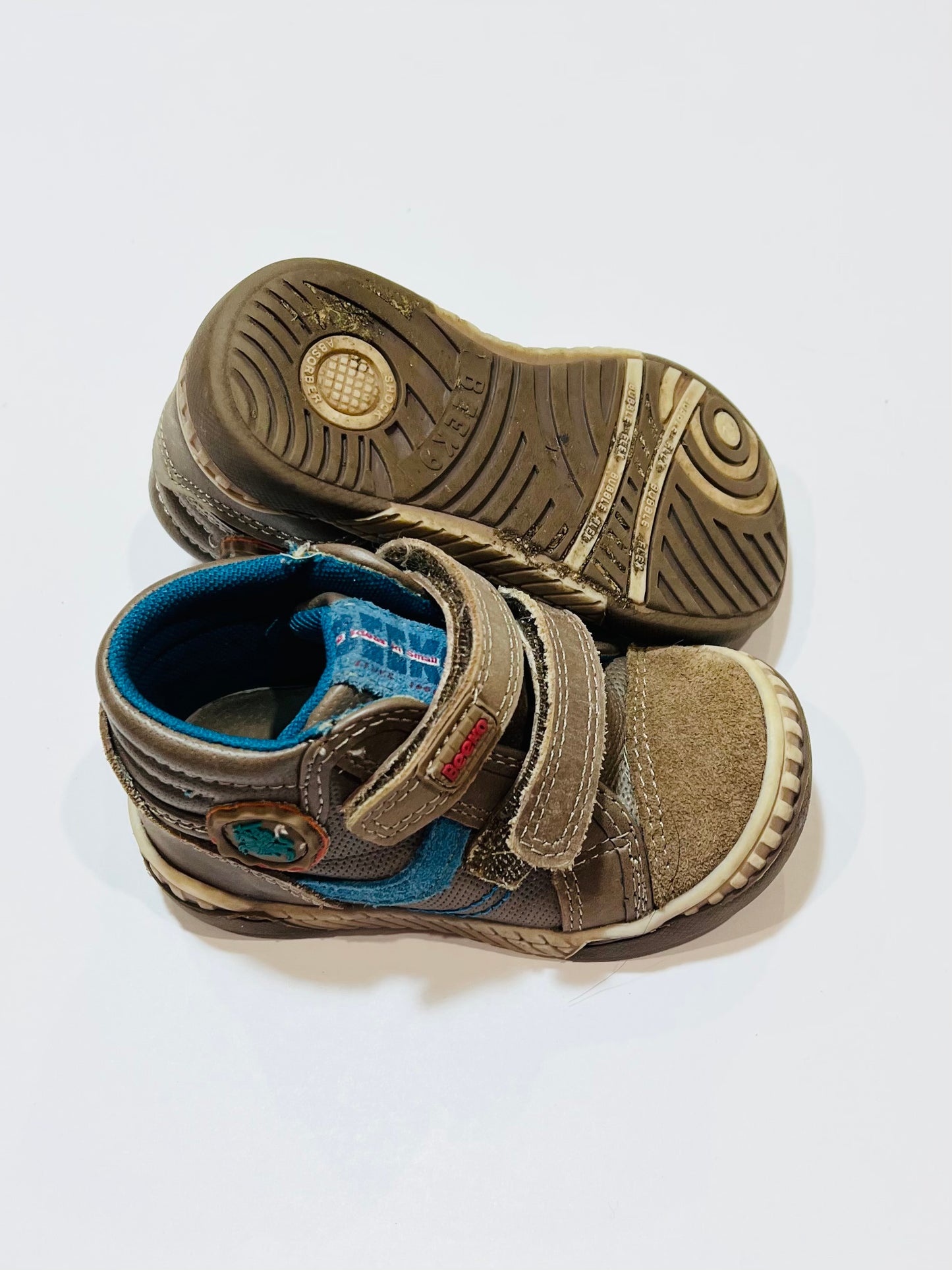 Brown shoes - Size EU22