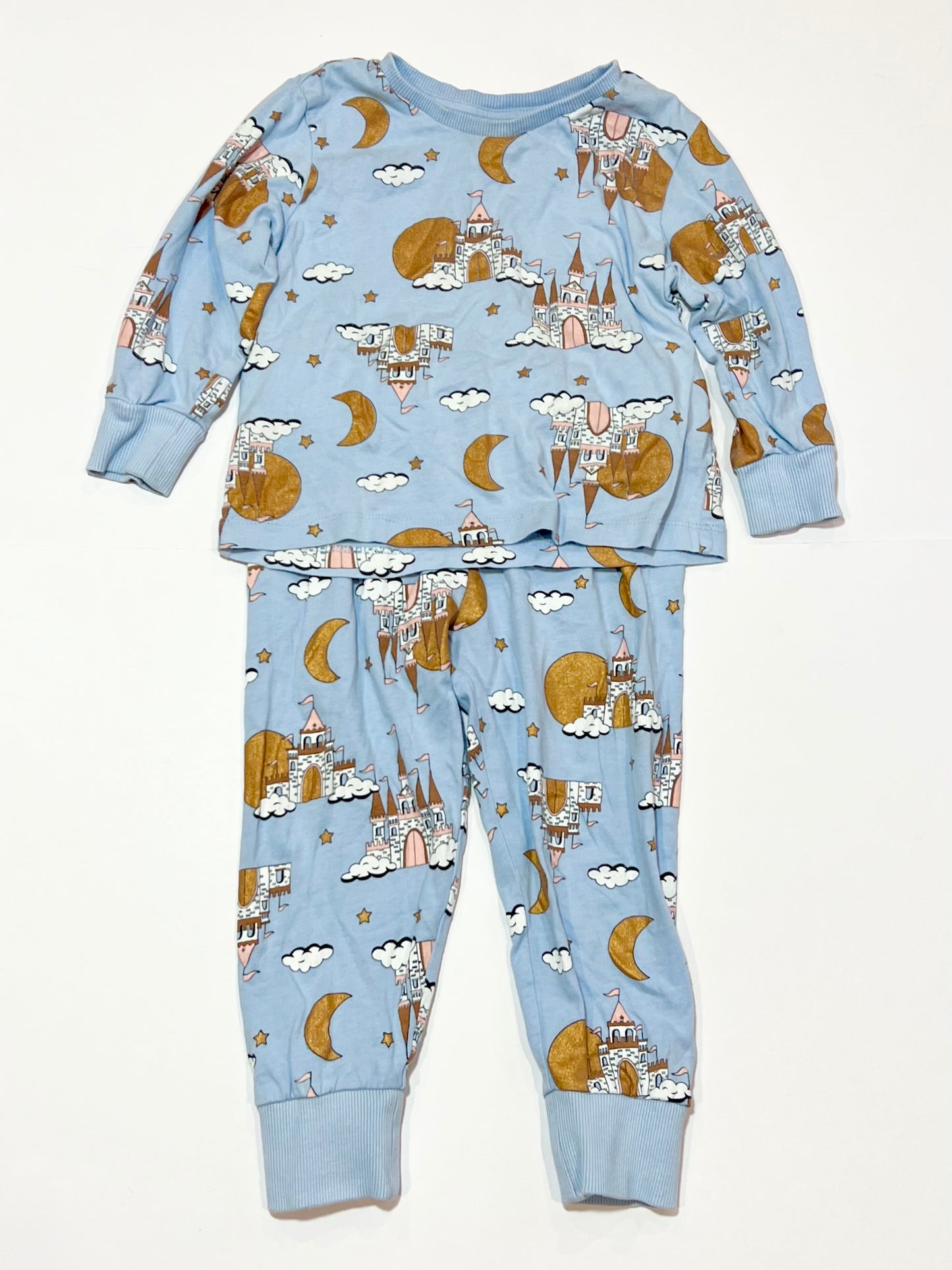 Princess castle pyjamas - Size 2
