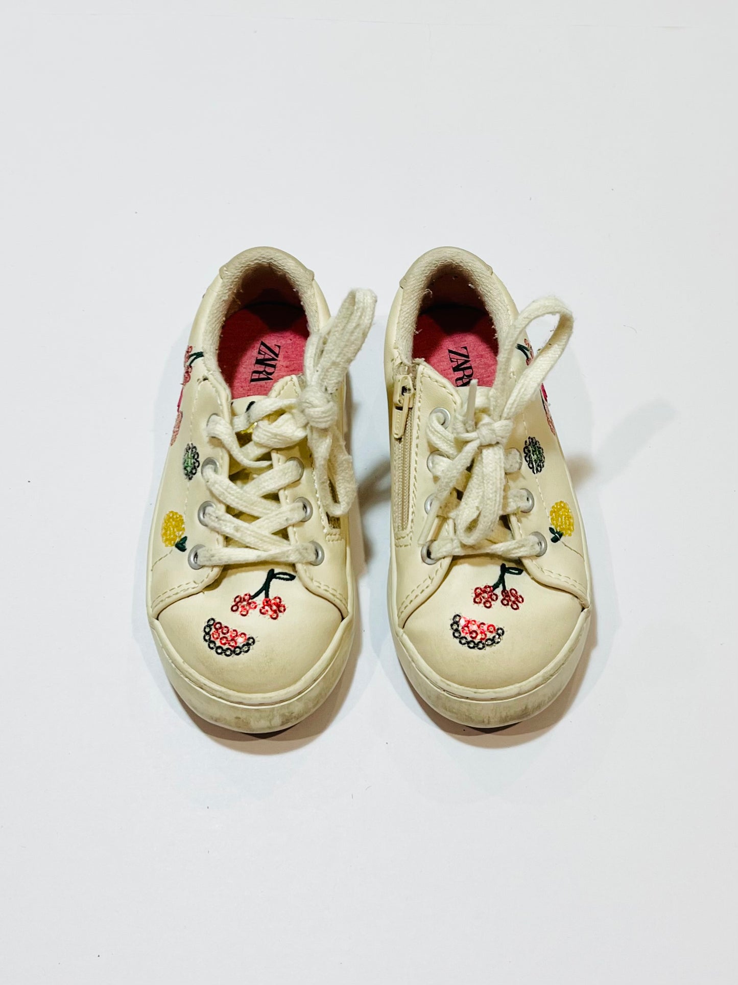 Sequined sneakers - Size EU23