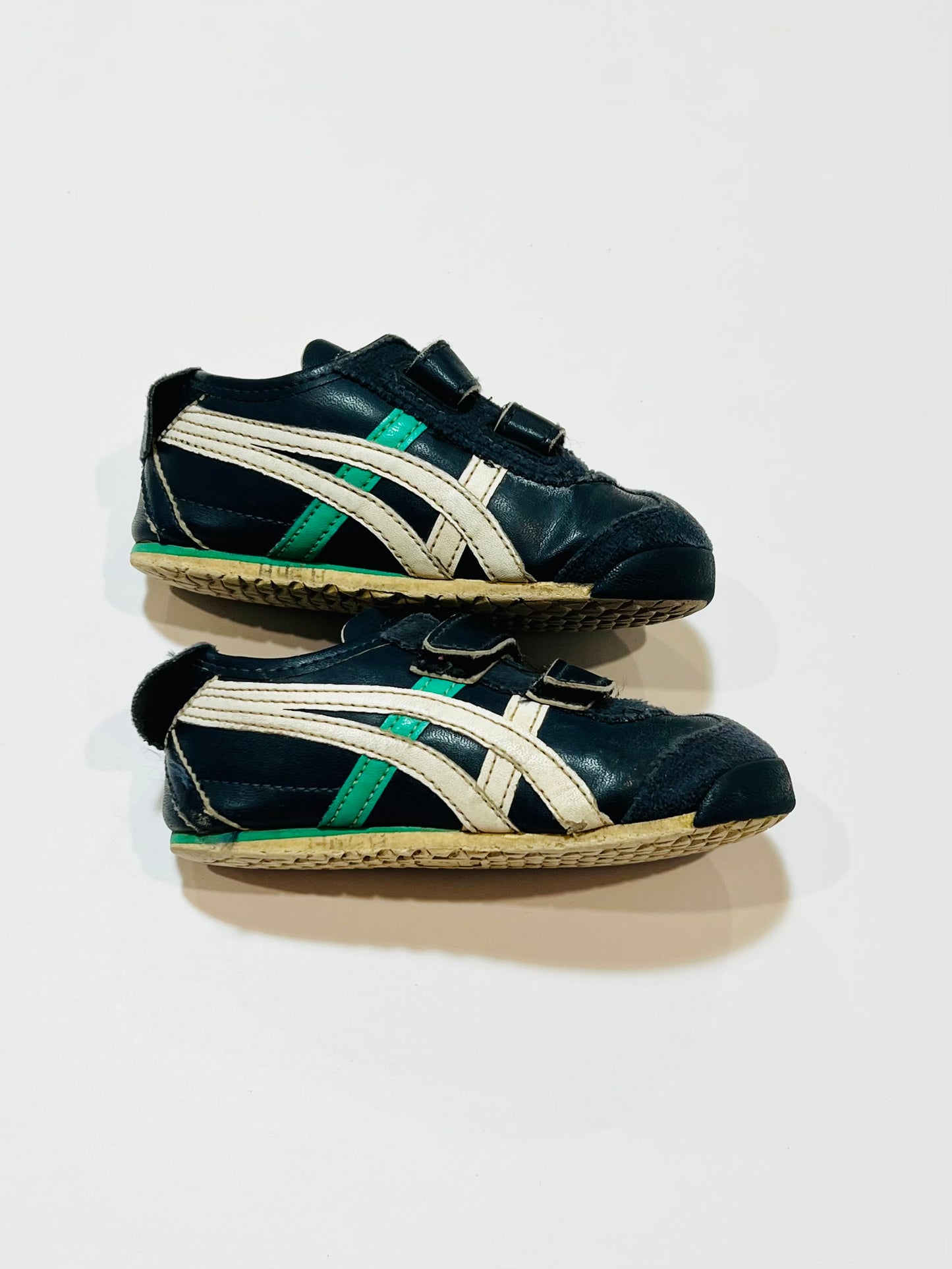 Navy sneakers - Size US7