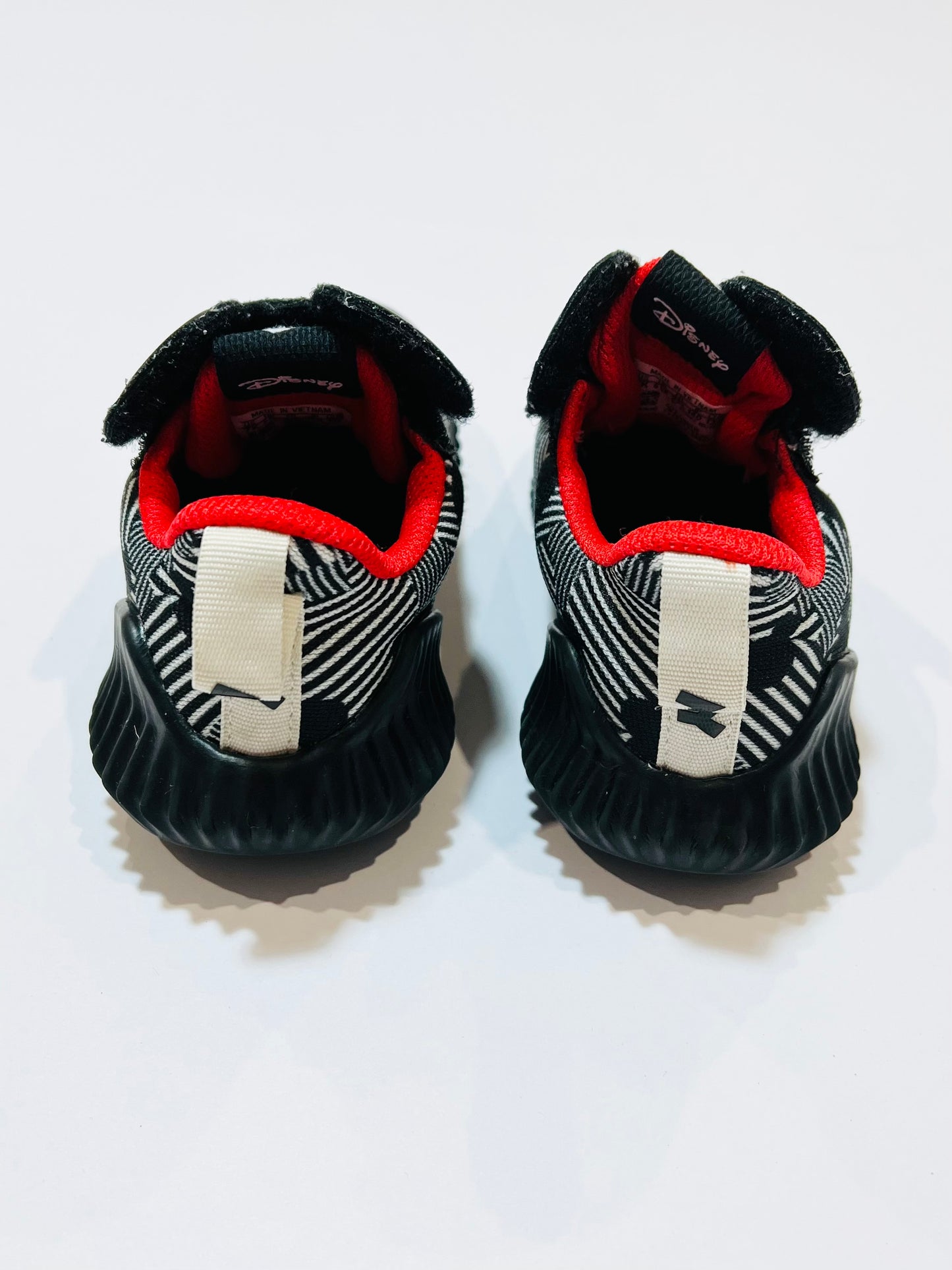 Mickey Mouse sneakers - Size US7