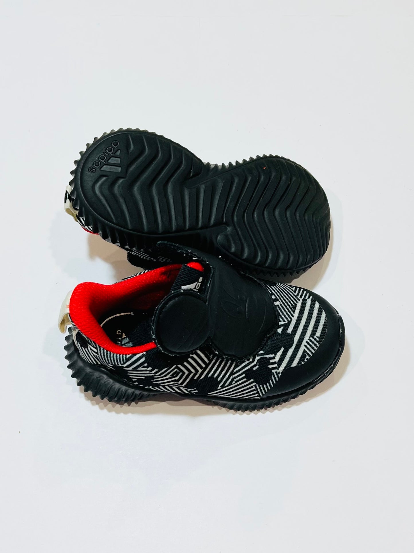 Mickey Mouse sneakers - Size US7