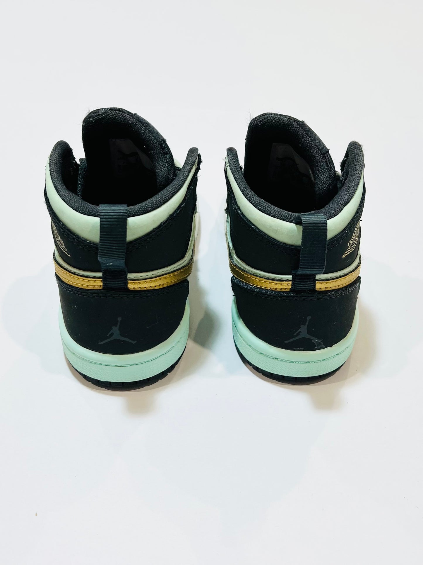 Air Jordan sneakers - Size US7