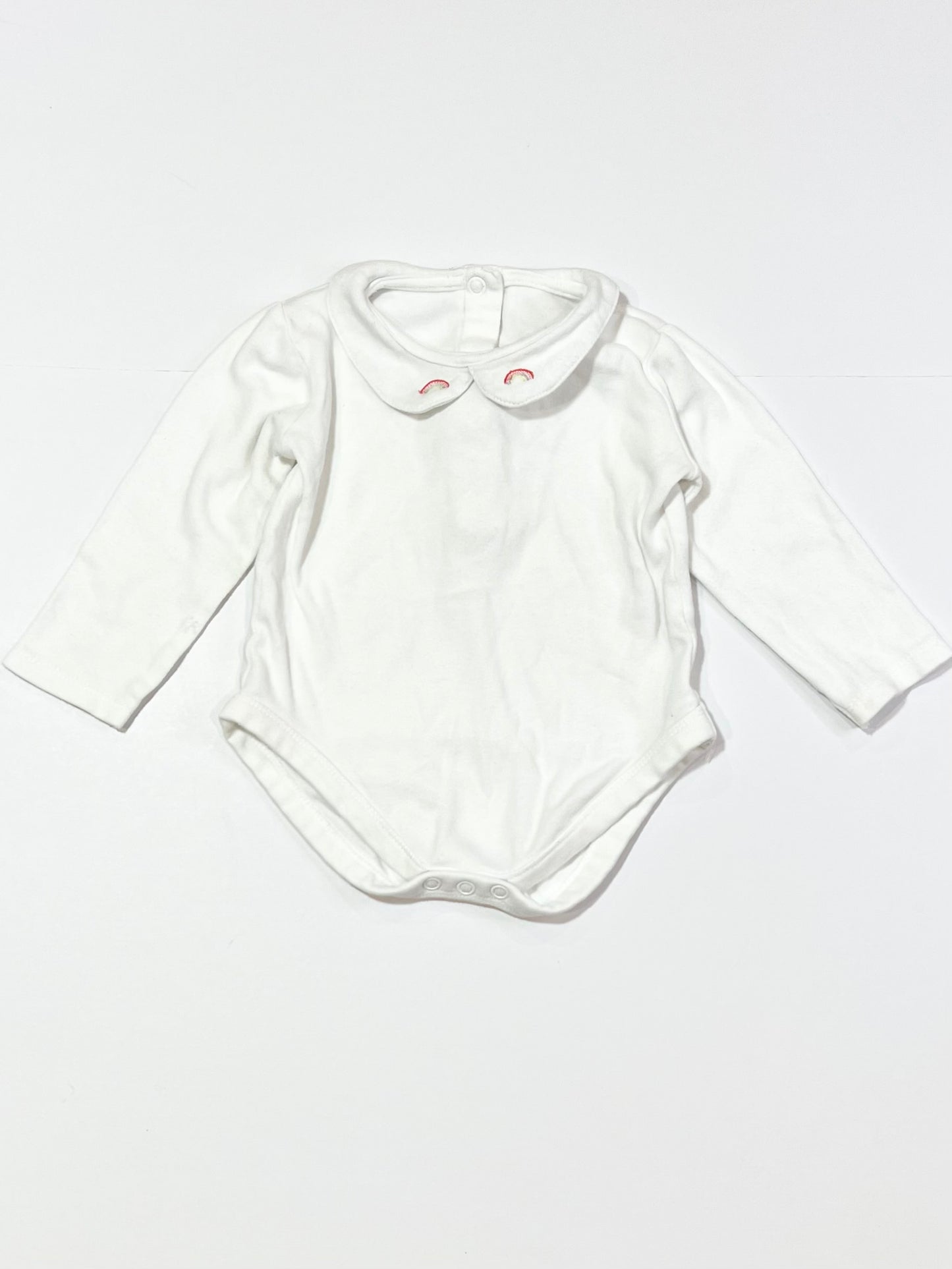 White collared bodysuit - Size 6-9 months