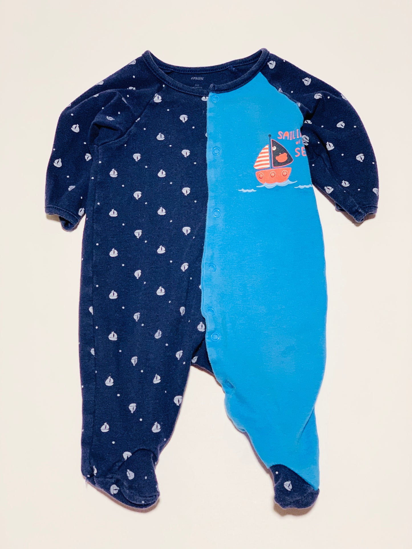 Sailboat onesie - Size 6-9 months