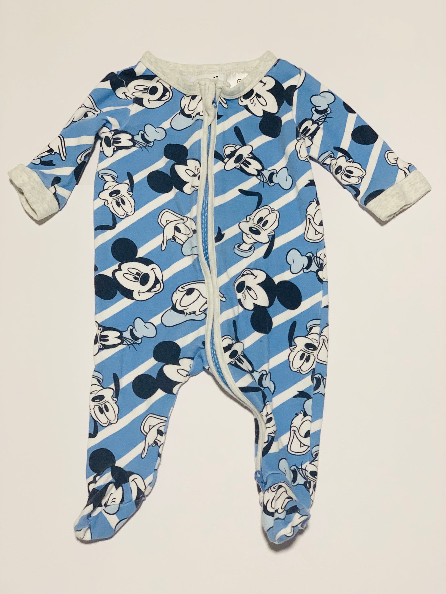 Disney zip onesie - Size 000