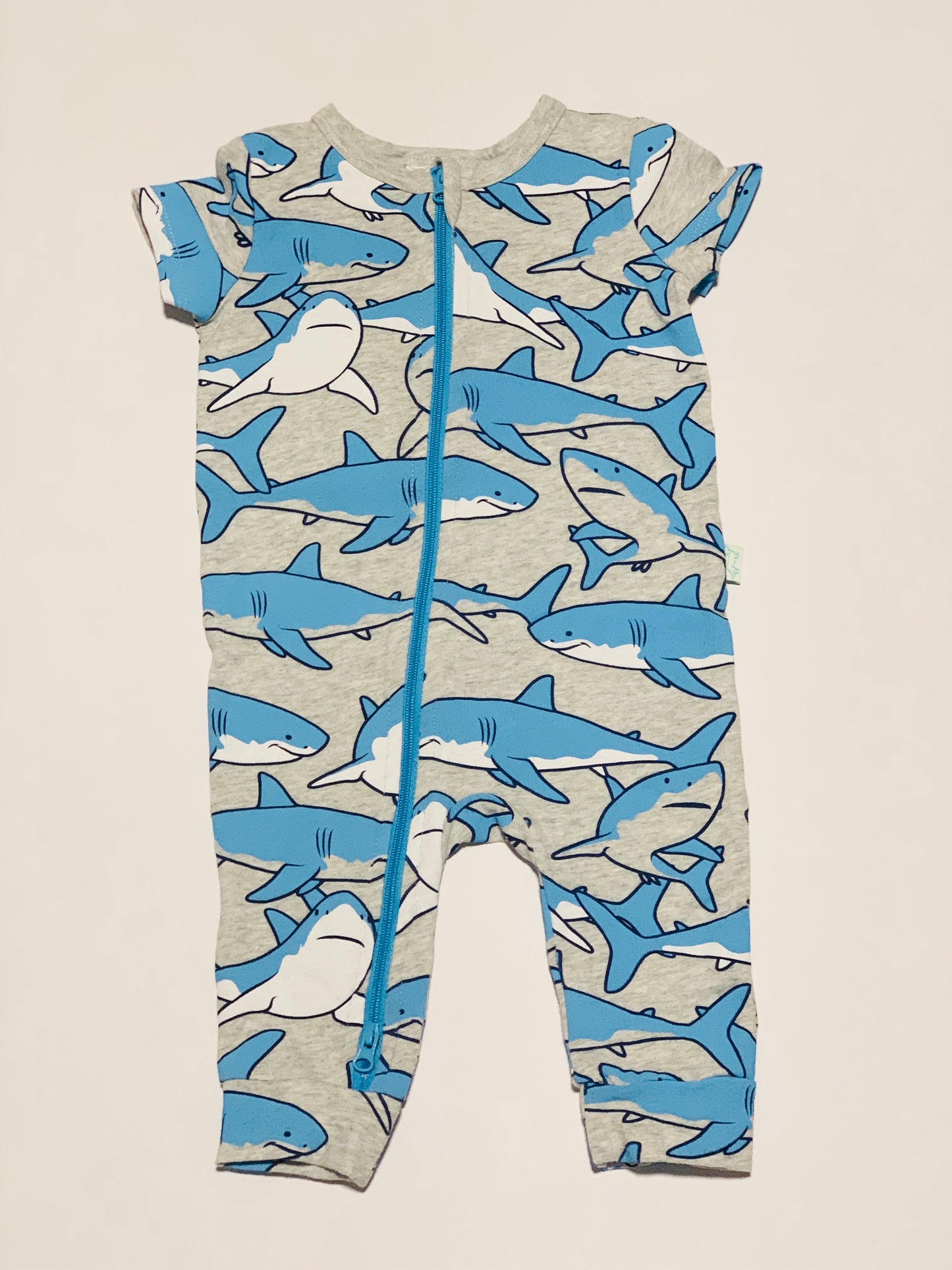 Sharks onesie - Size 00