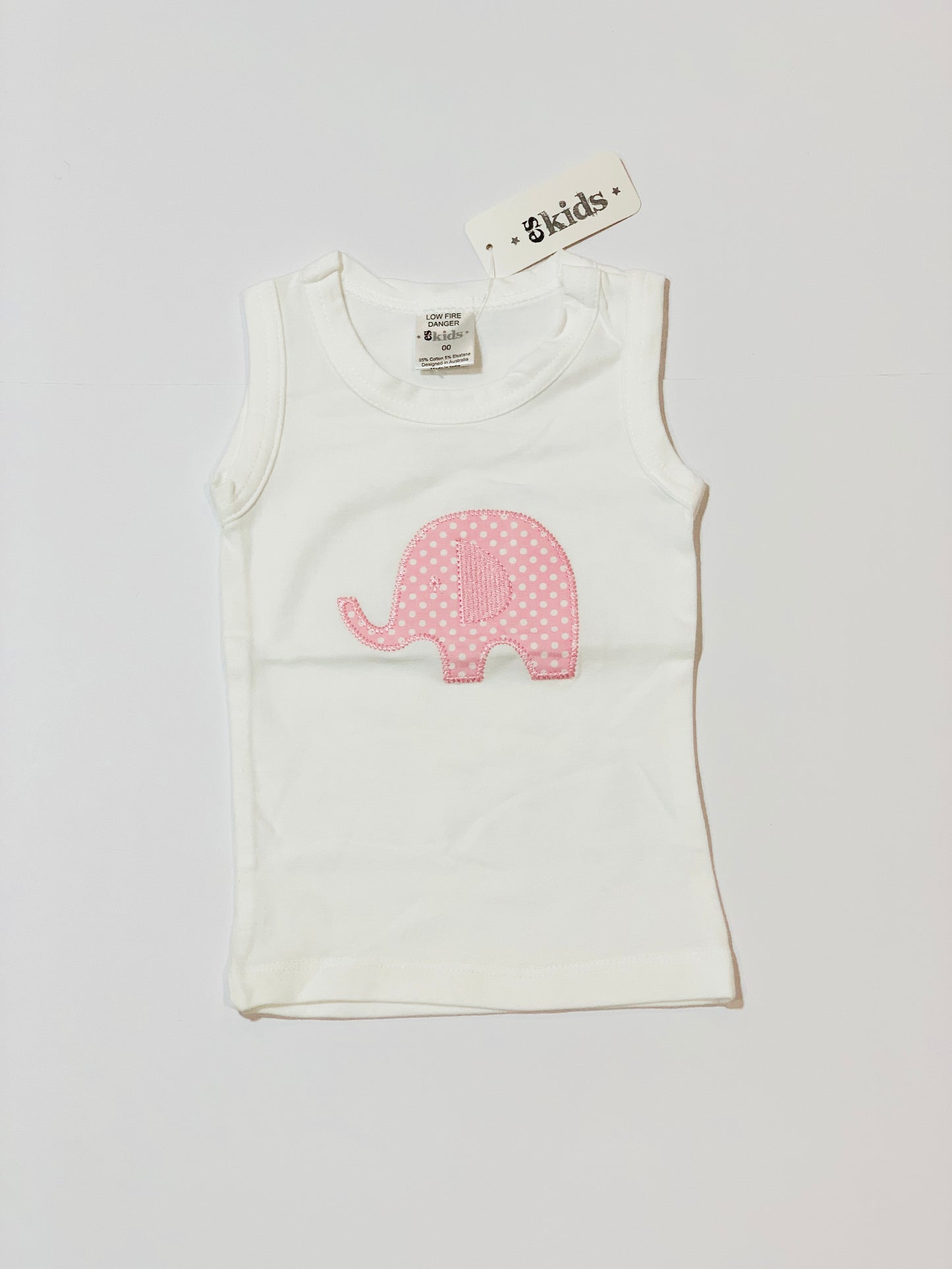 Elephant singlet brand new - Size 00