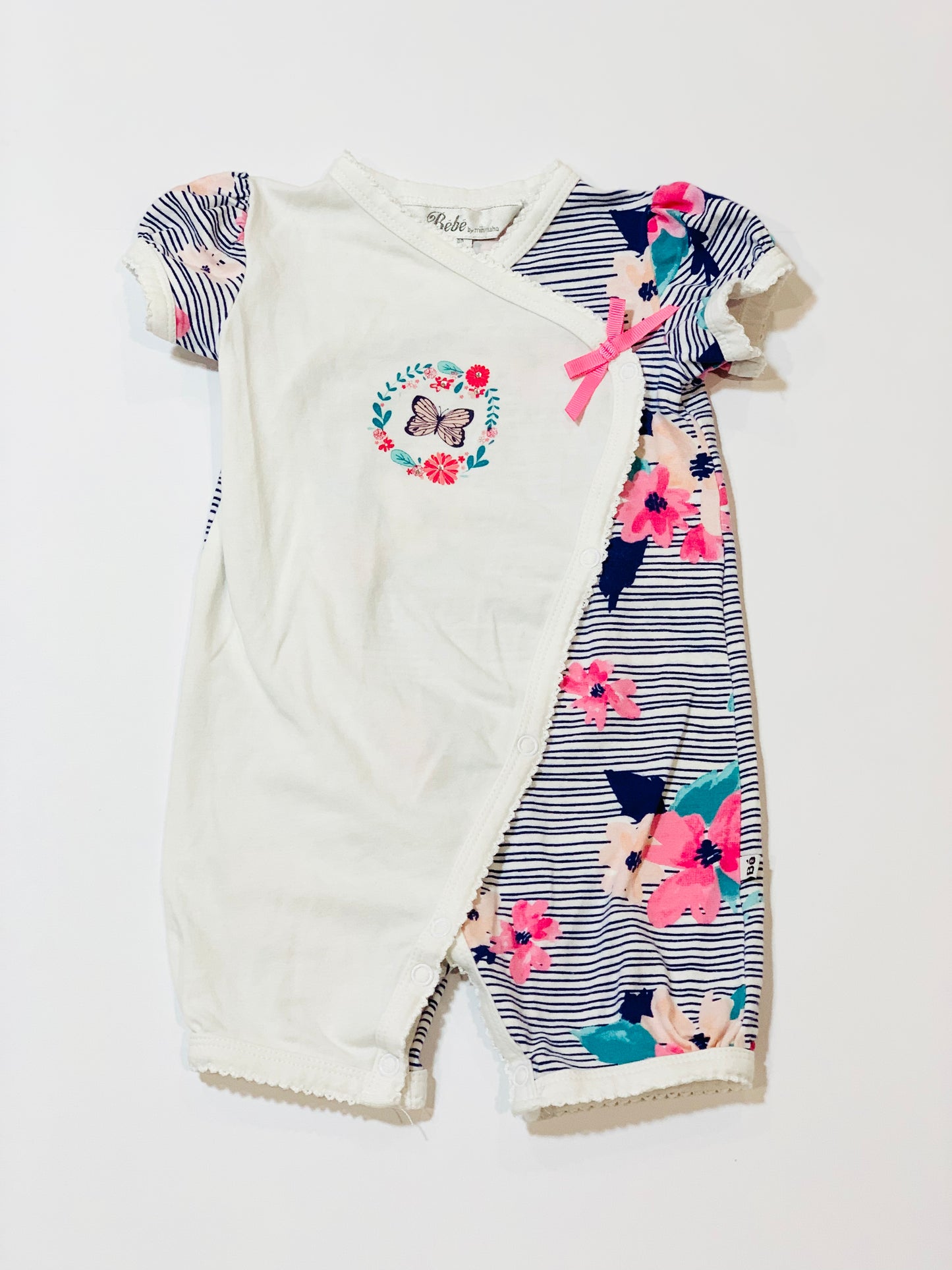 Butterfly romper - Size 00