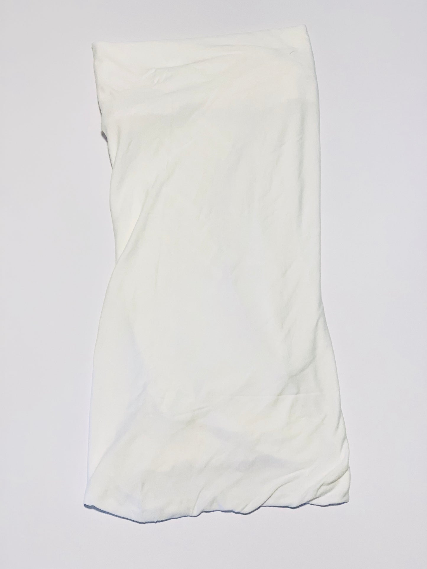 White jersey fitted cot sheet