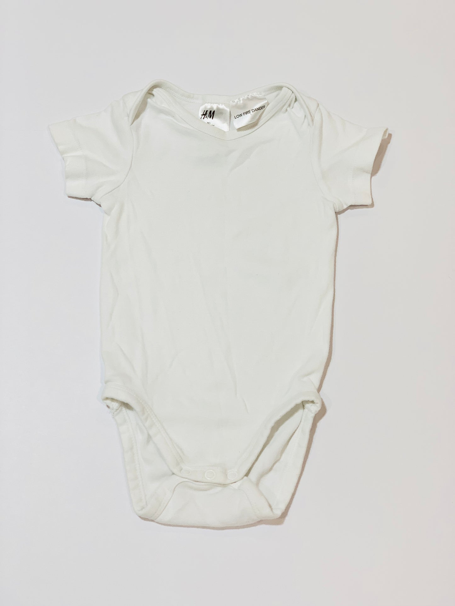 White bodysuit - Size 9-12 months