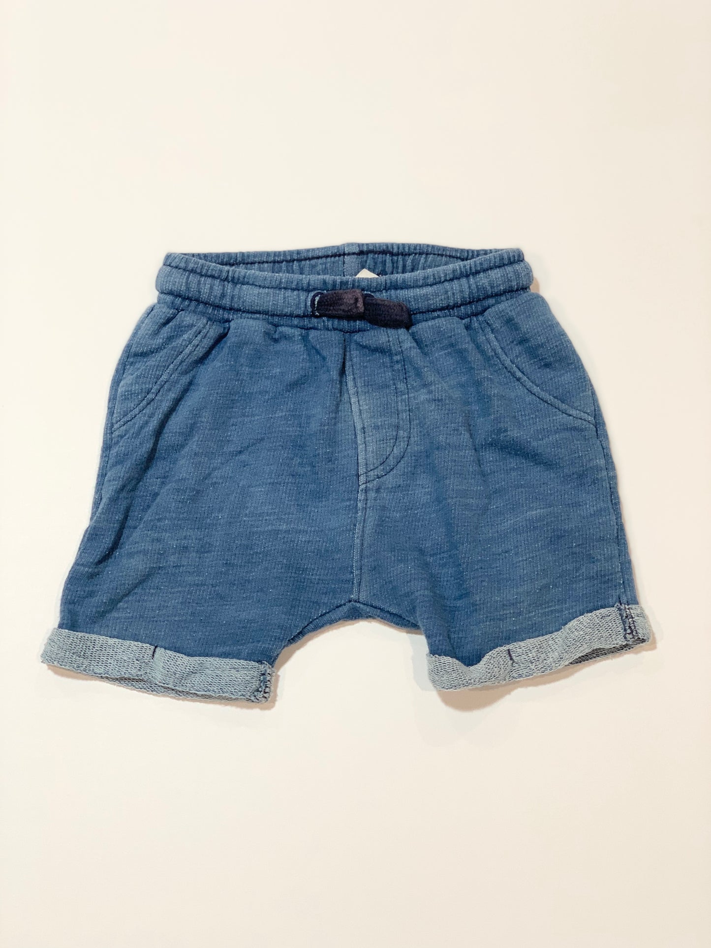 Blue sweat shorts - Size 00