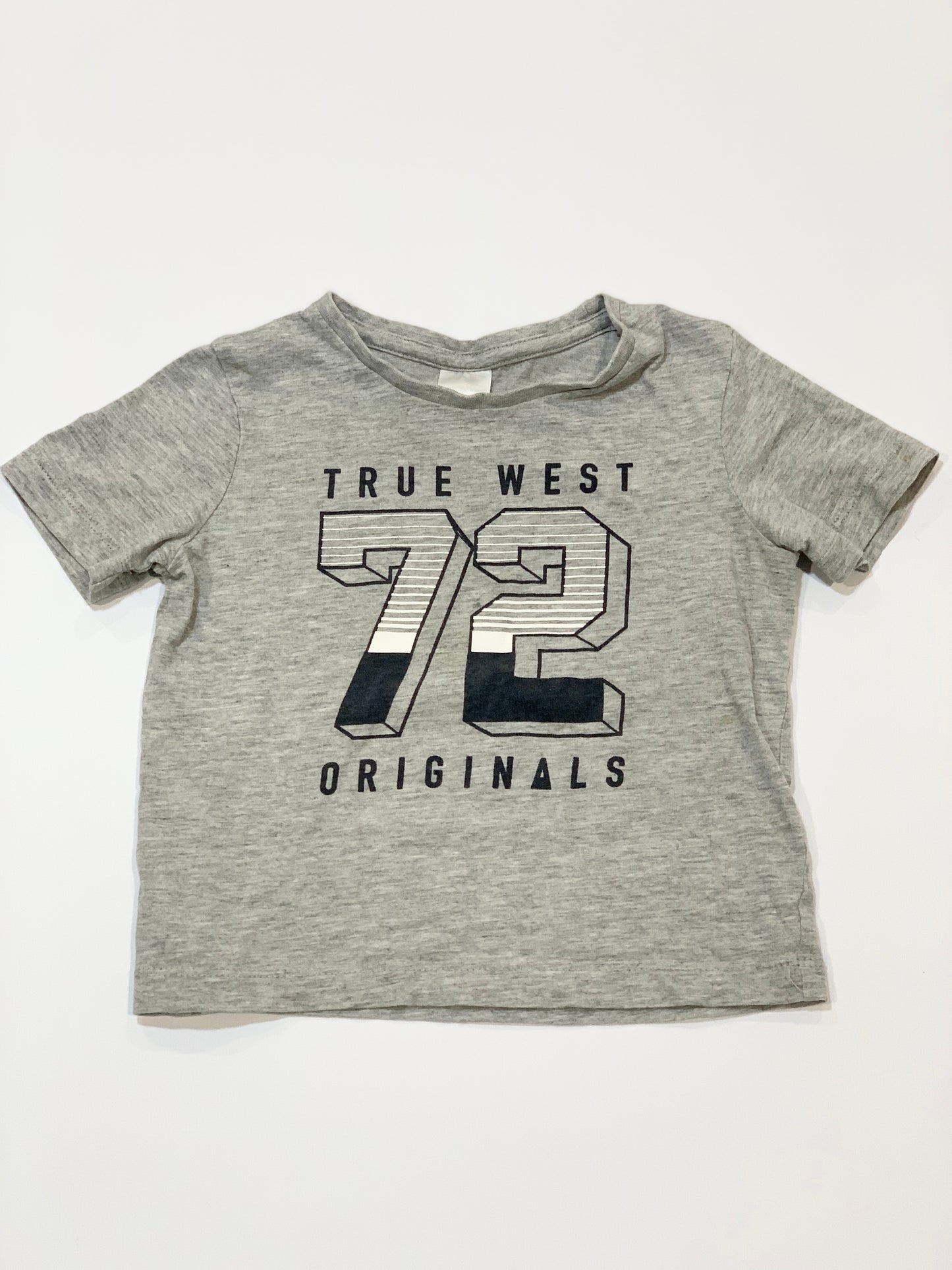 Grey tee - Size 2
