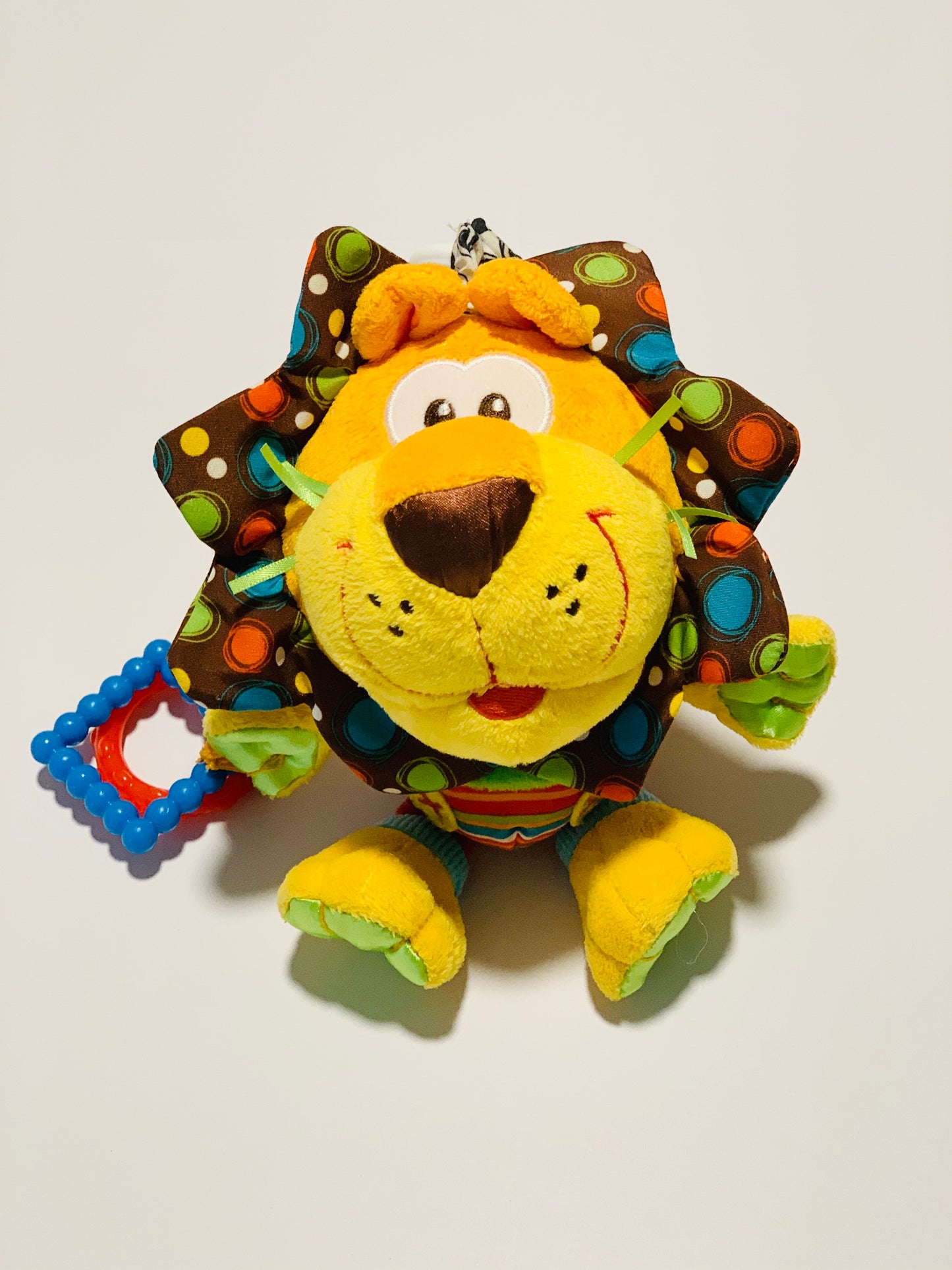 Growling lion pram toy