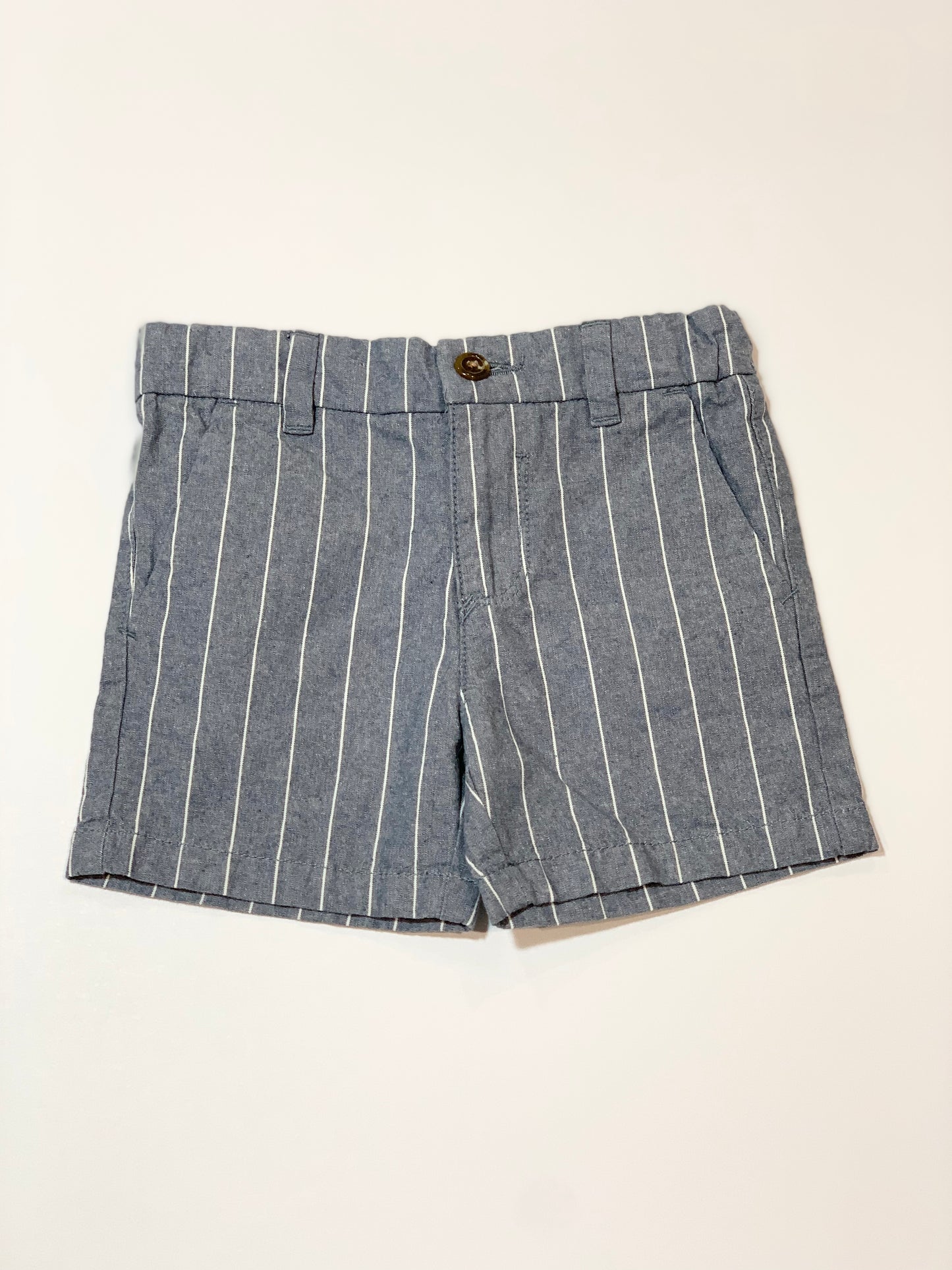 Grey striped shorts - Size 2