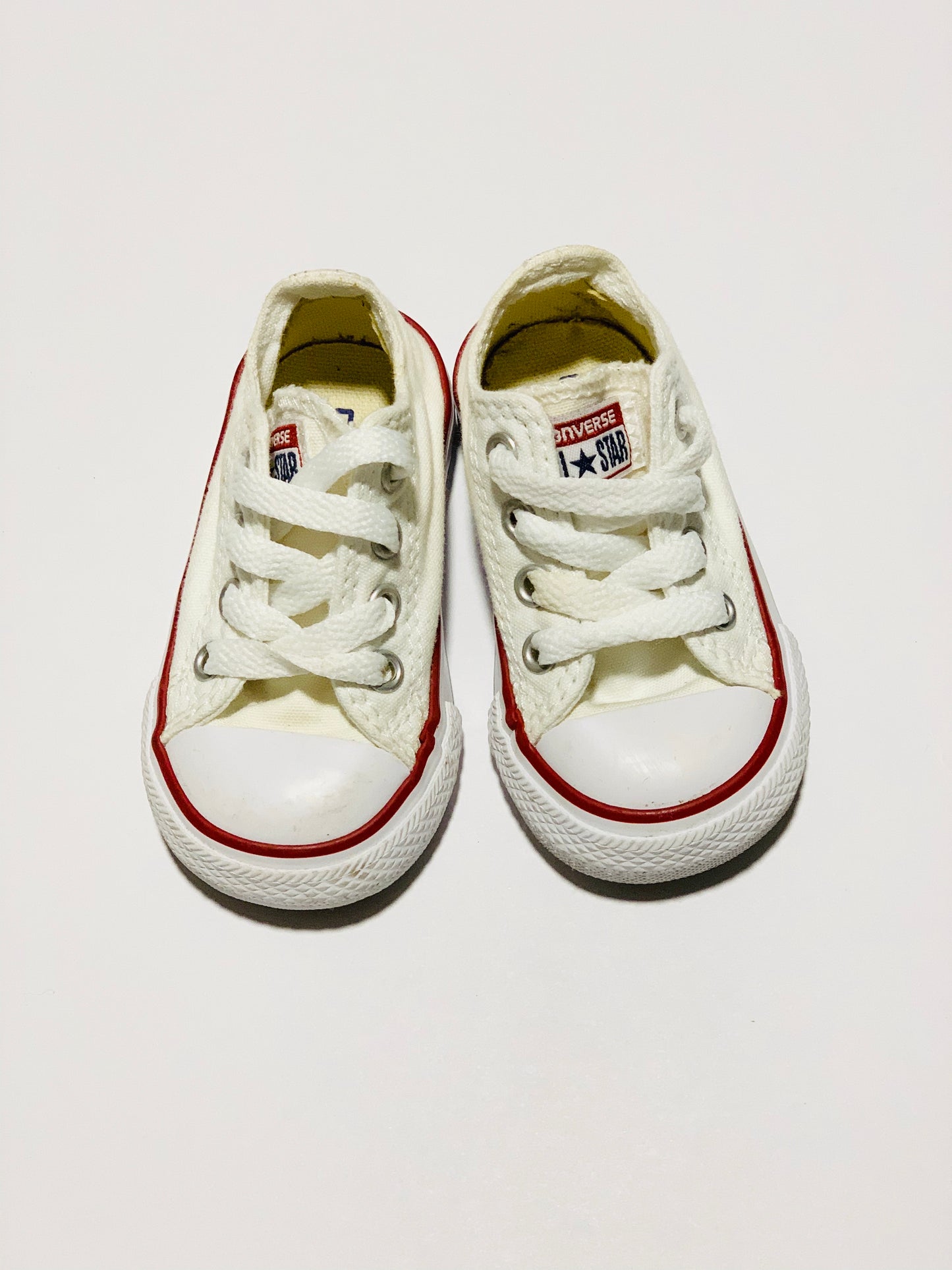 White Chuck Taylor shoes - Size US4