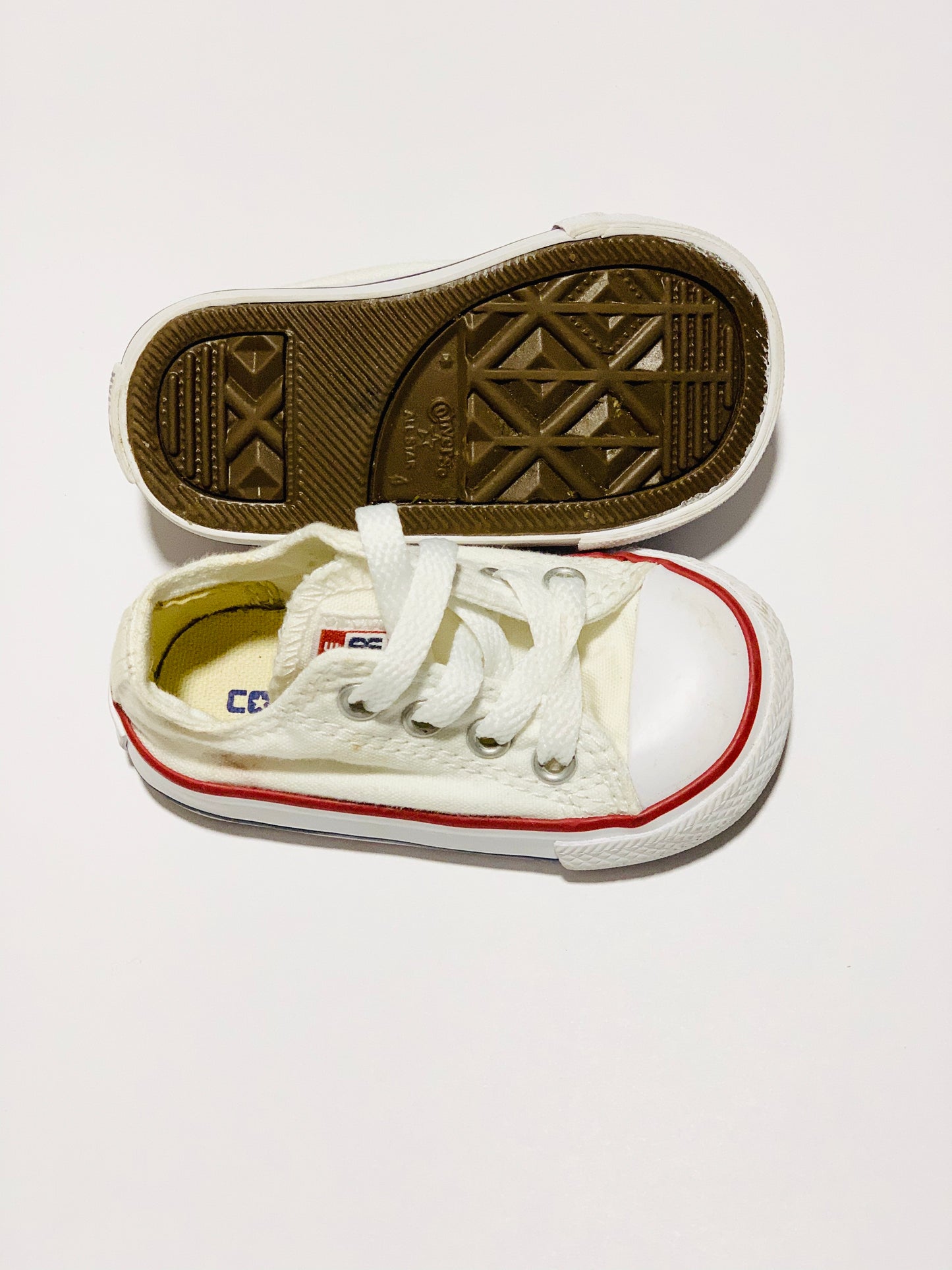 White Chuck Taylor shoes - Size US4