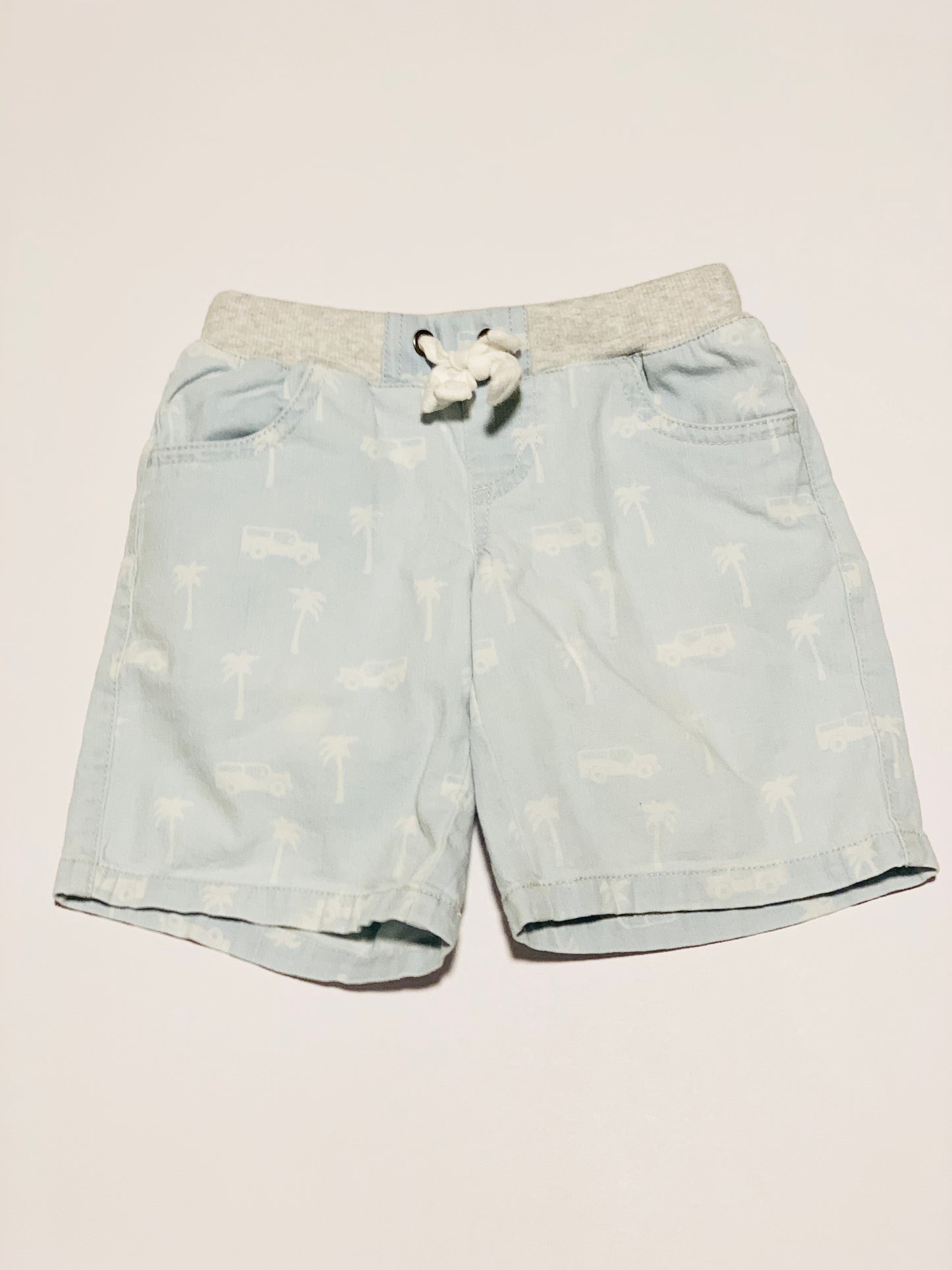 Palms and cars shorts - Size 2