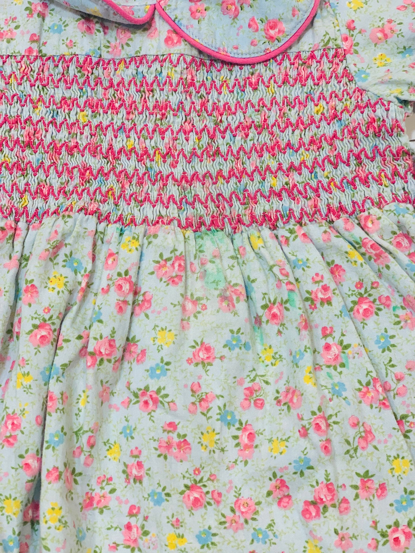 Smocked floral dress - Size 2