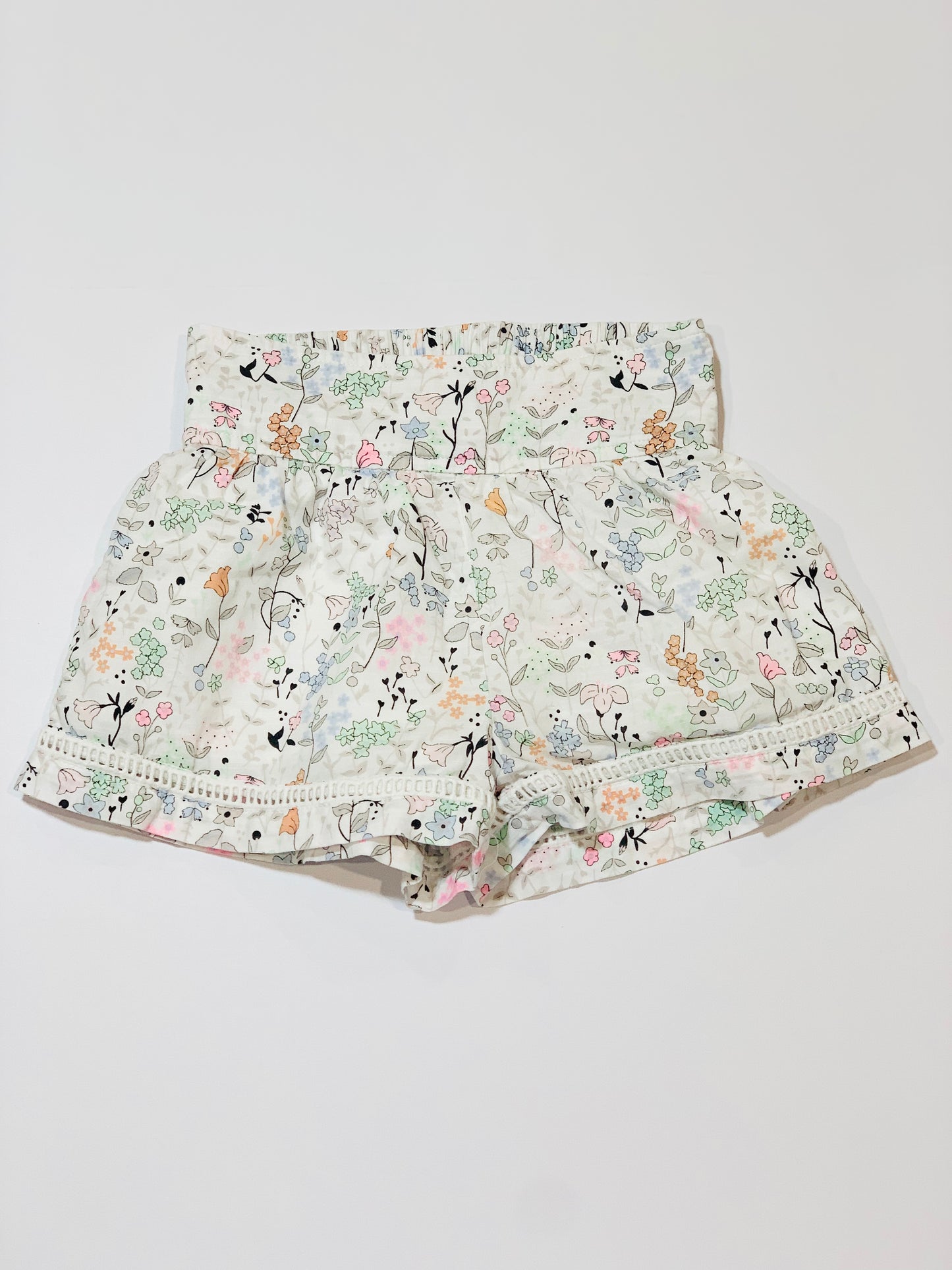 Floral shorts - Size 3