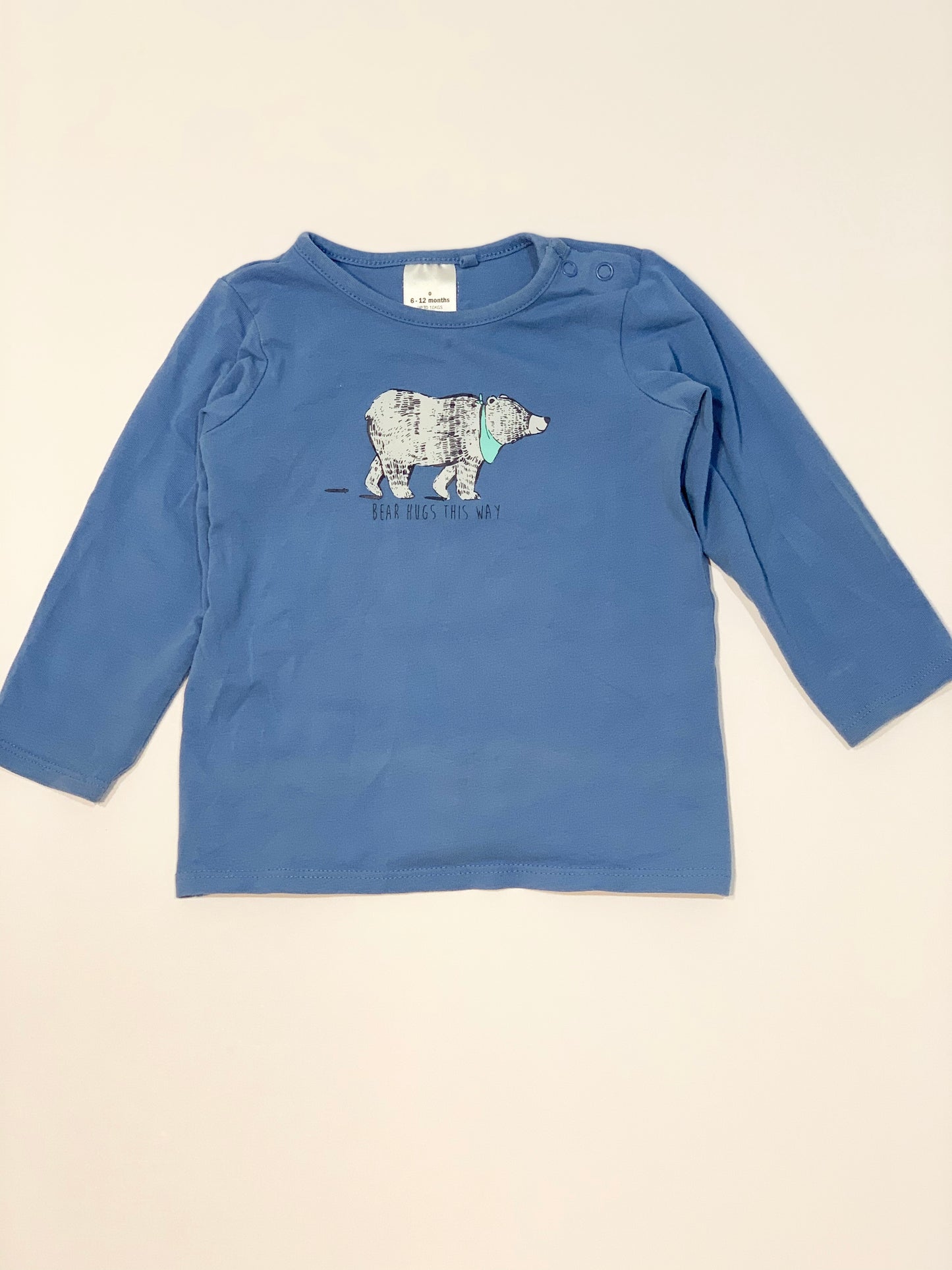 Bear hugs tee - Size 0