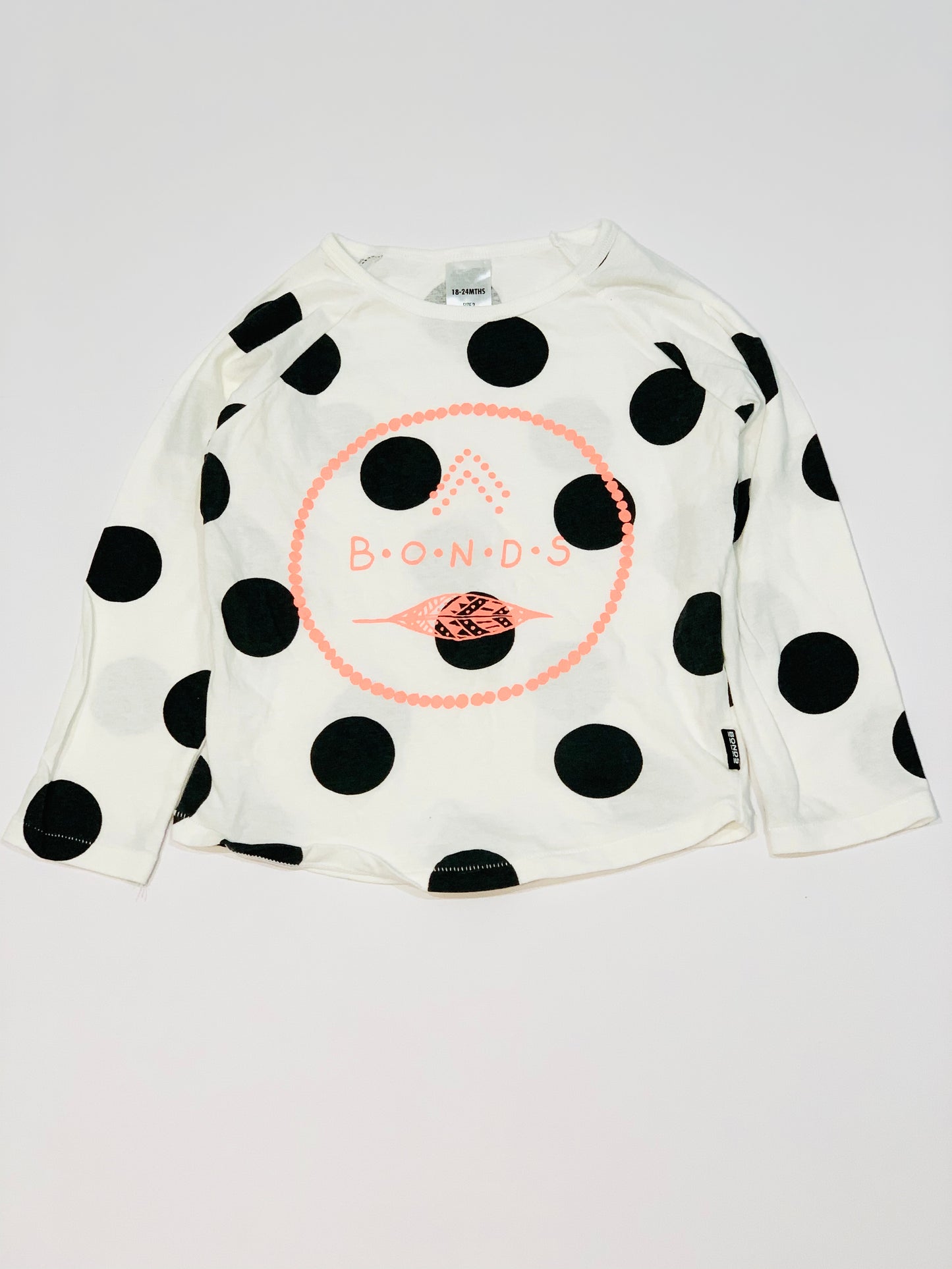 White spot tee - Size 2