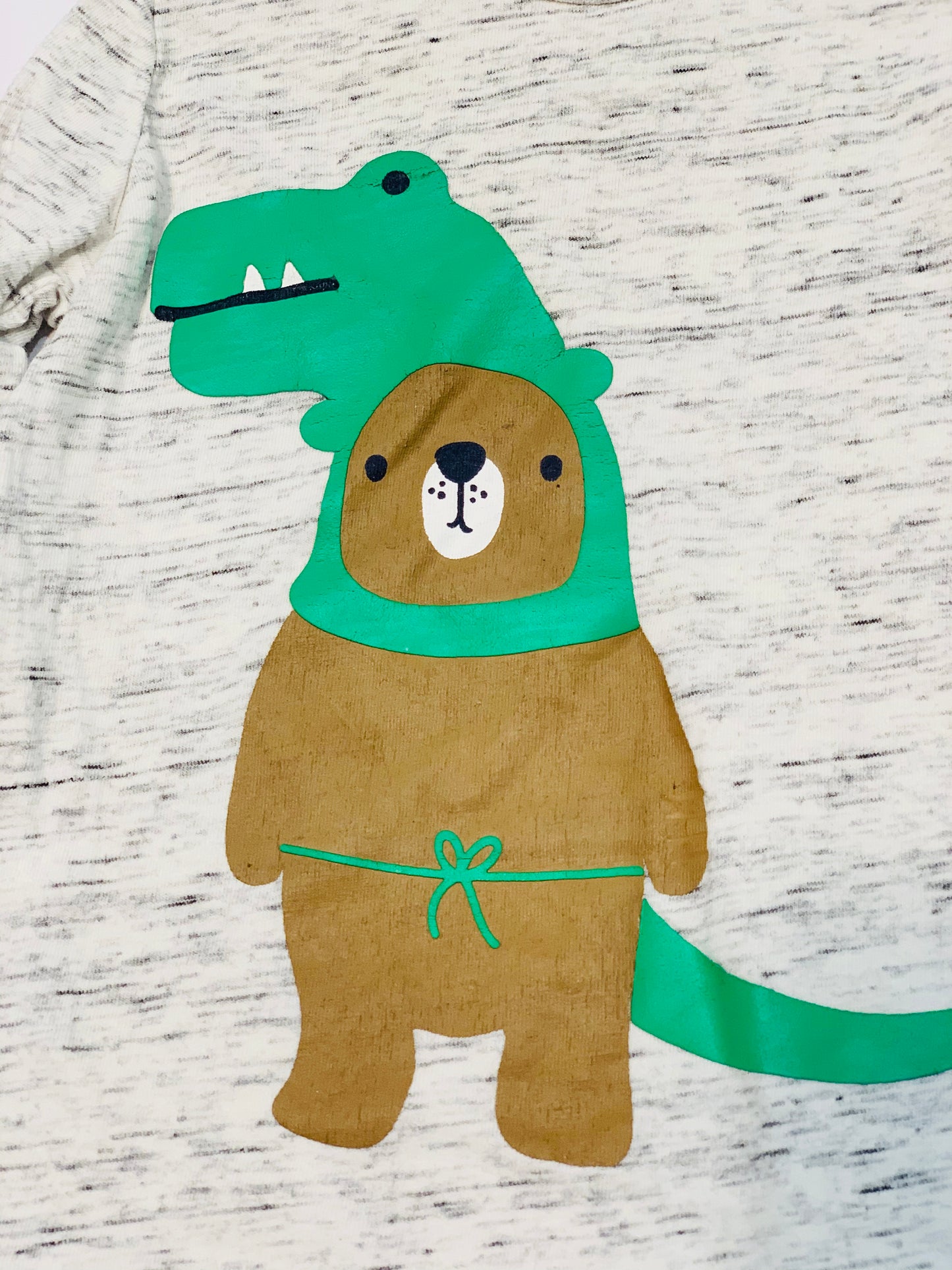 Bear croc top - Size 00