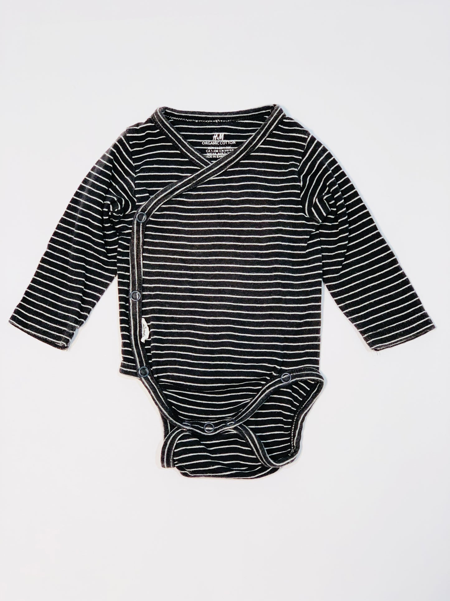 Cross-over bodysuit - Size 1-2 months