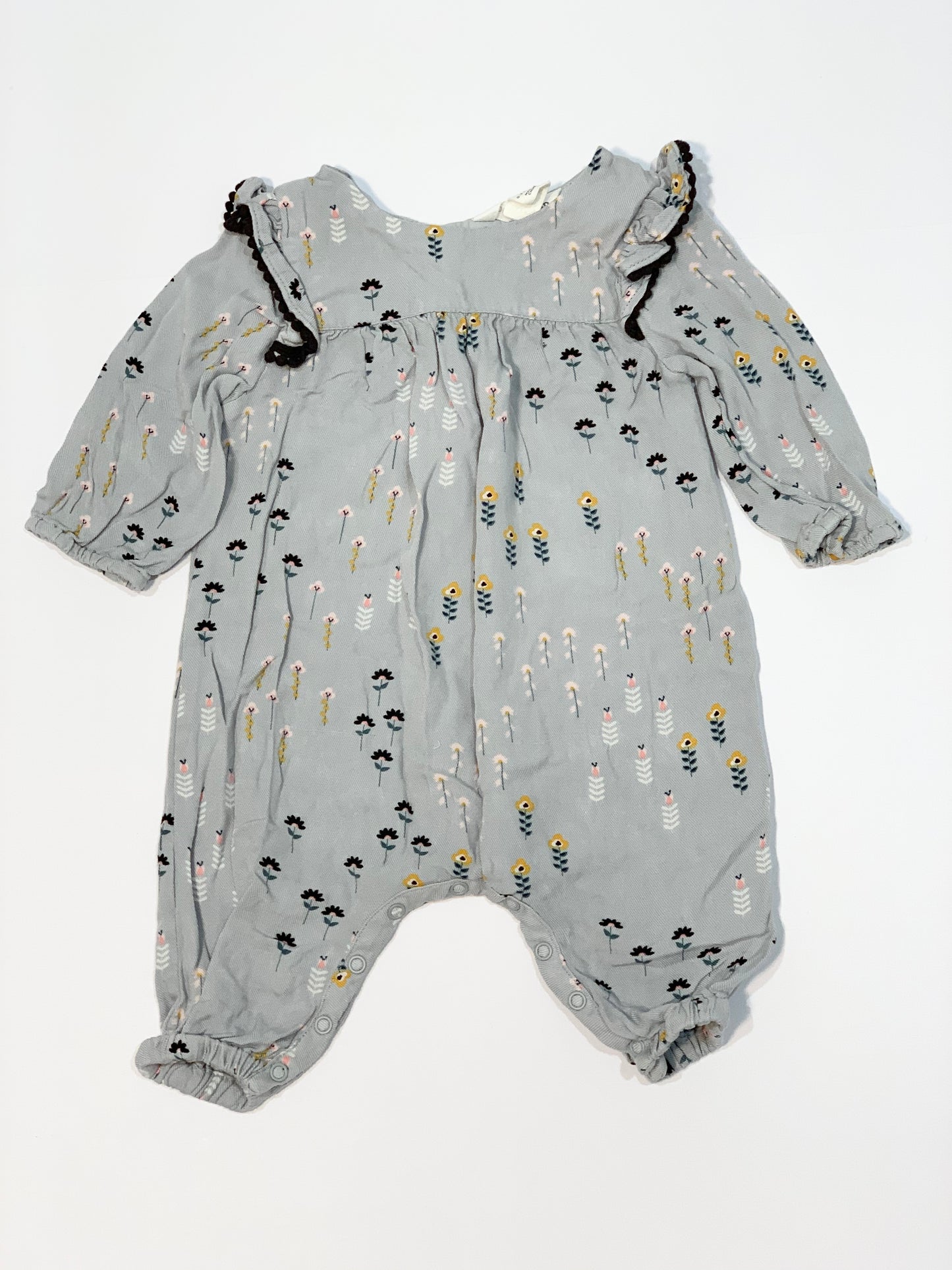 Grey floral romper - Size 000