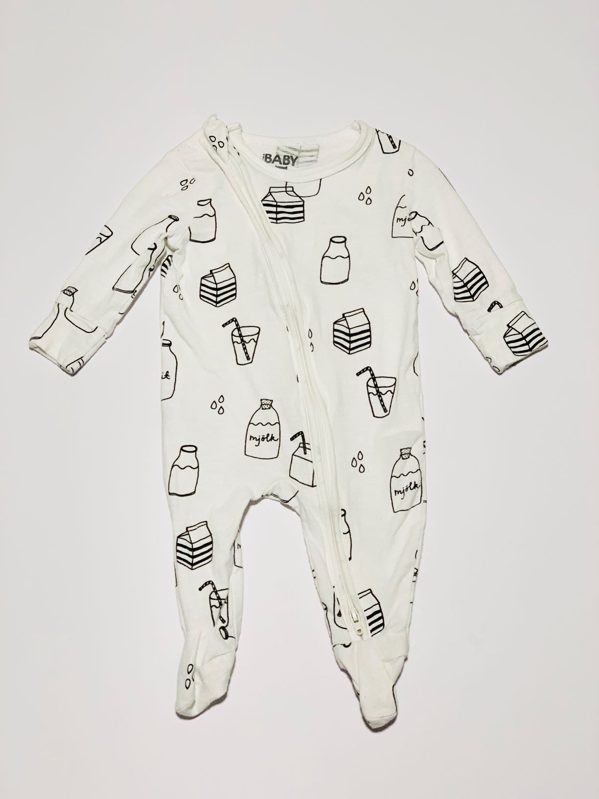 Milk bottle onesie - Size 000