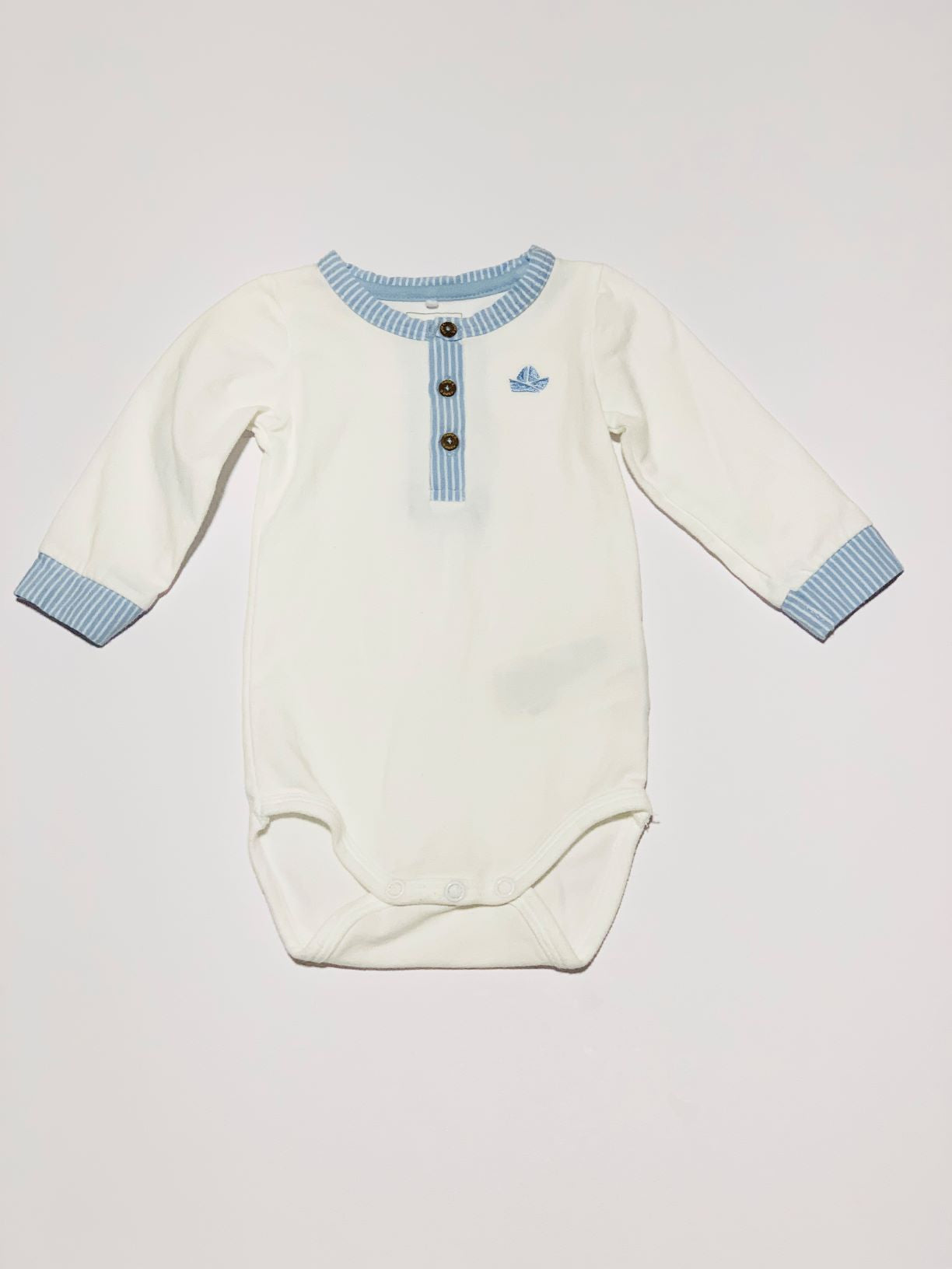 White sailboat bodysuit - Size 2-4 months