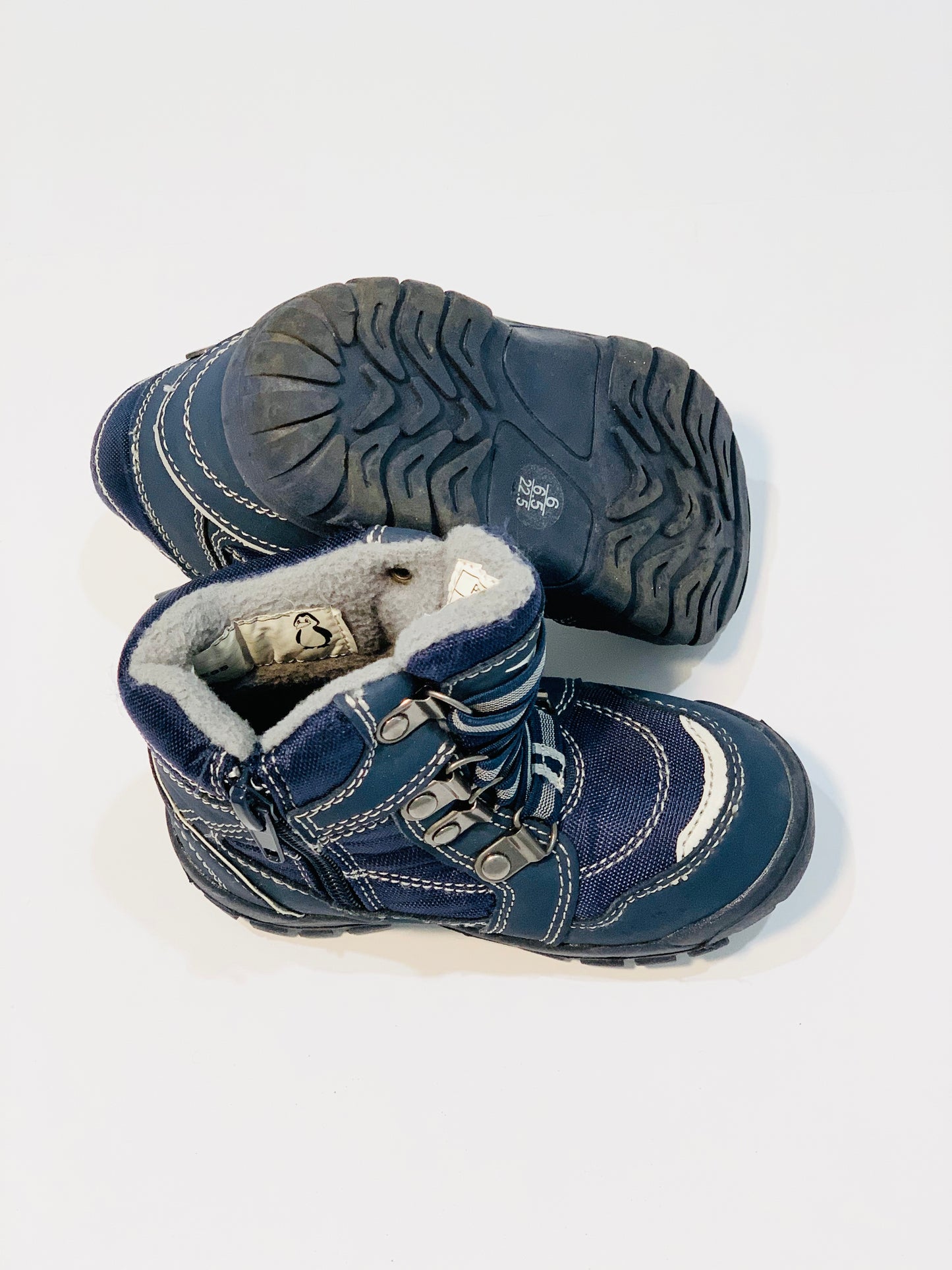 Snow boots - Size AU6
