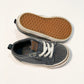Canvas shoes - Size US6
