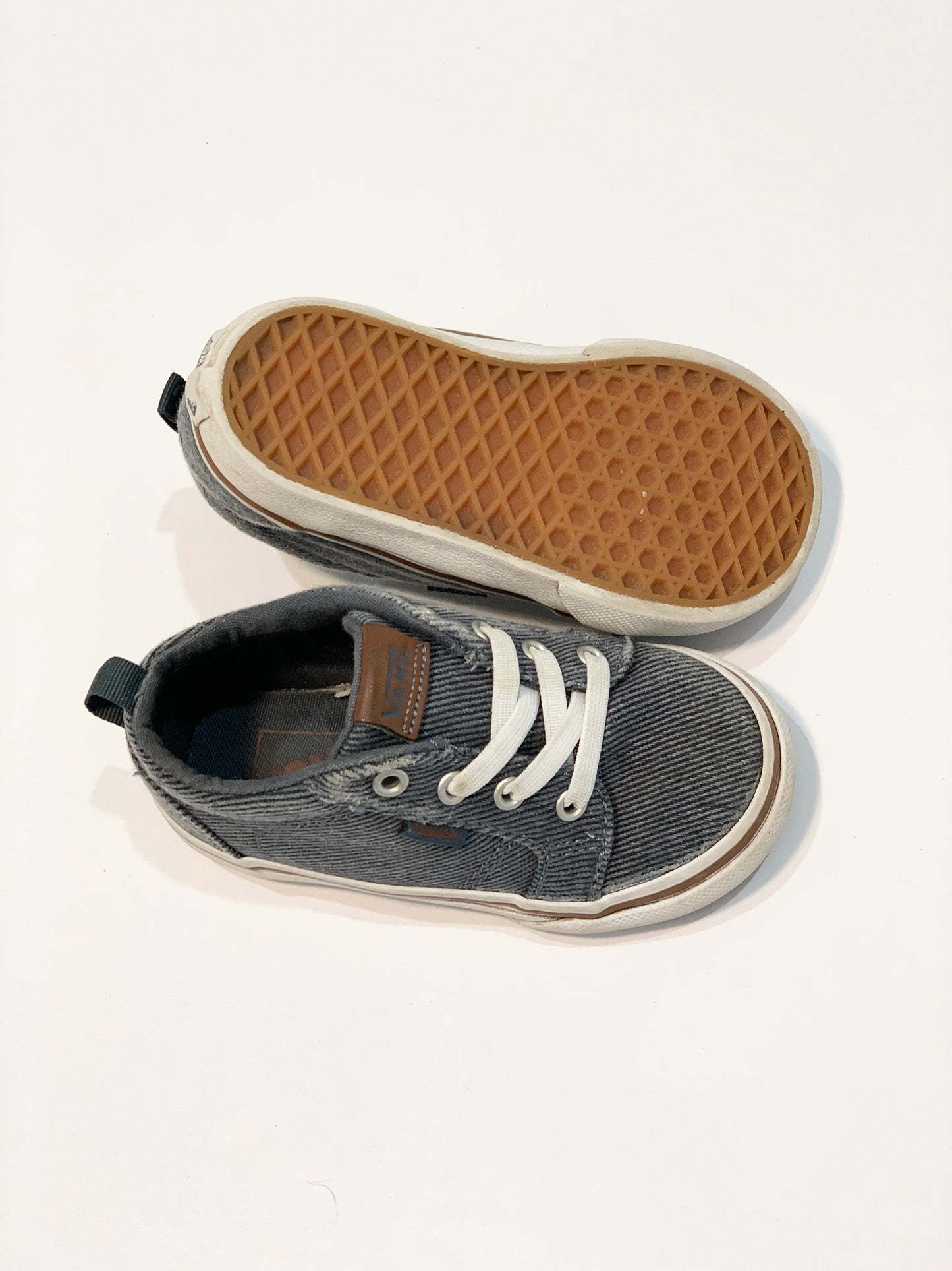 Canvas shoes - Size US6